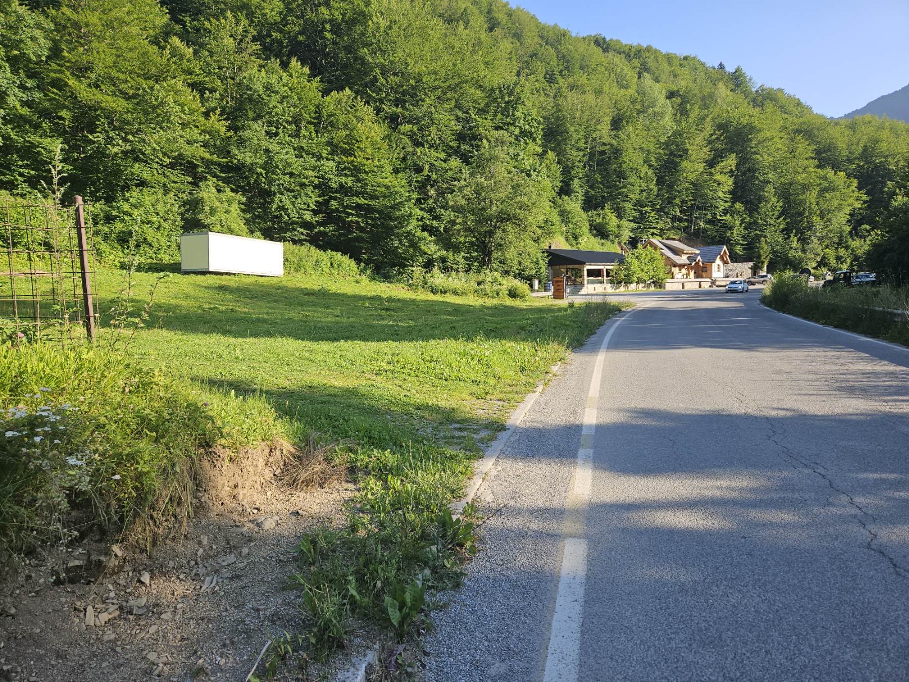 Prodaje se plac, Mateševo