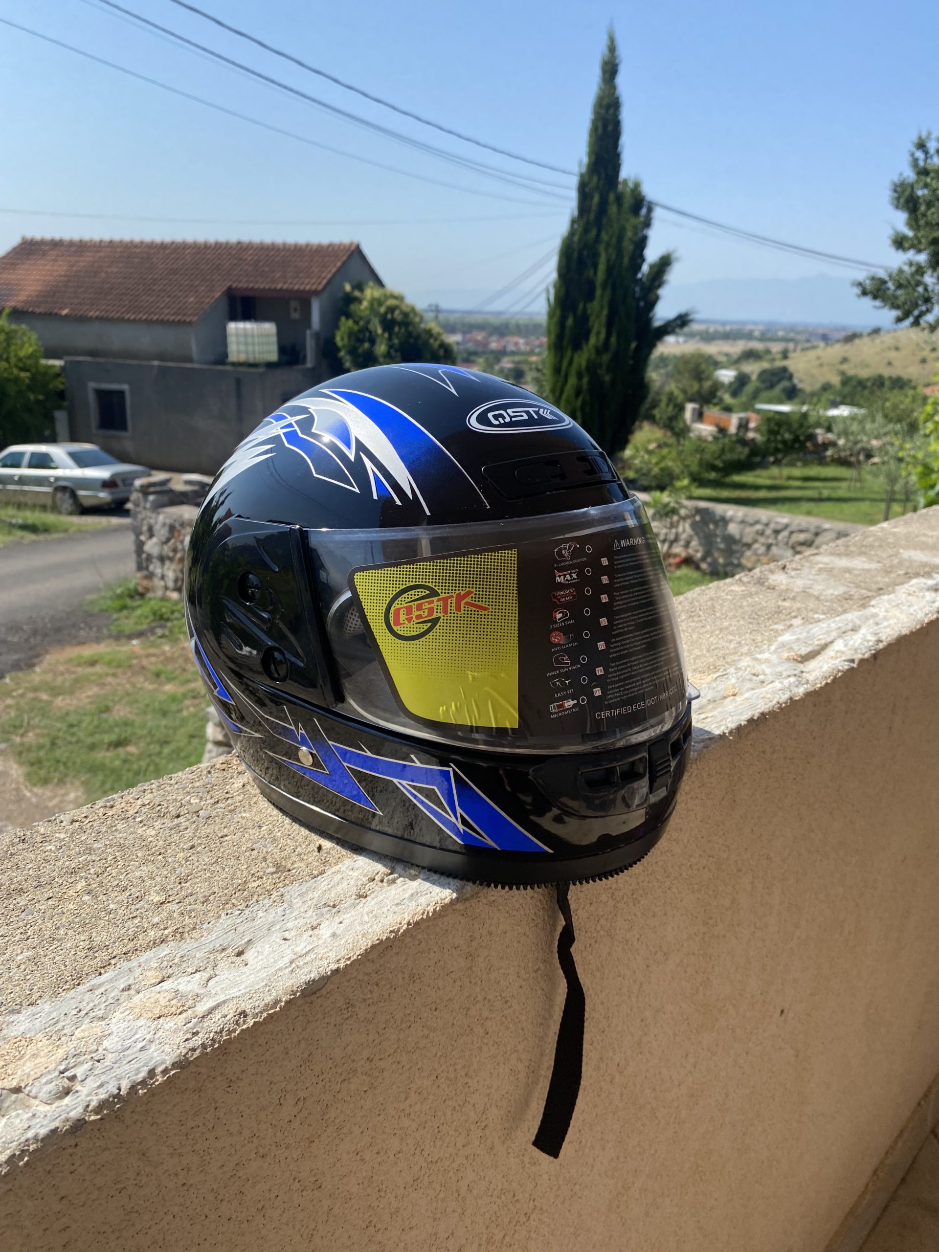 Nova kaciga za motor