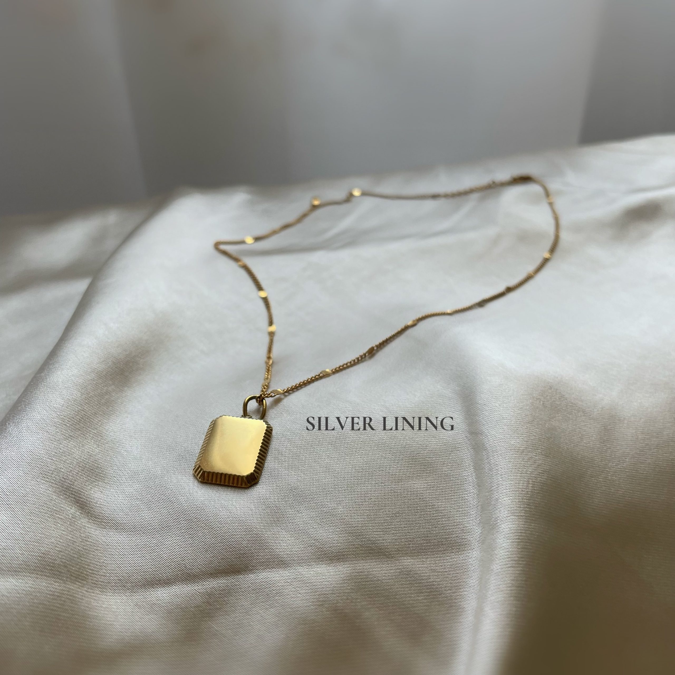 Srebro i nerdjajući čelik