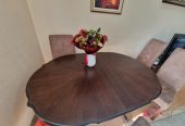 Prodajem trpezarijski sto