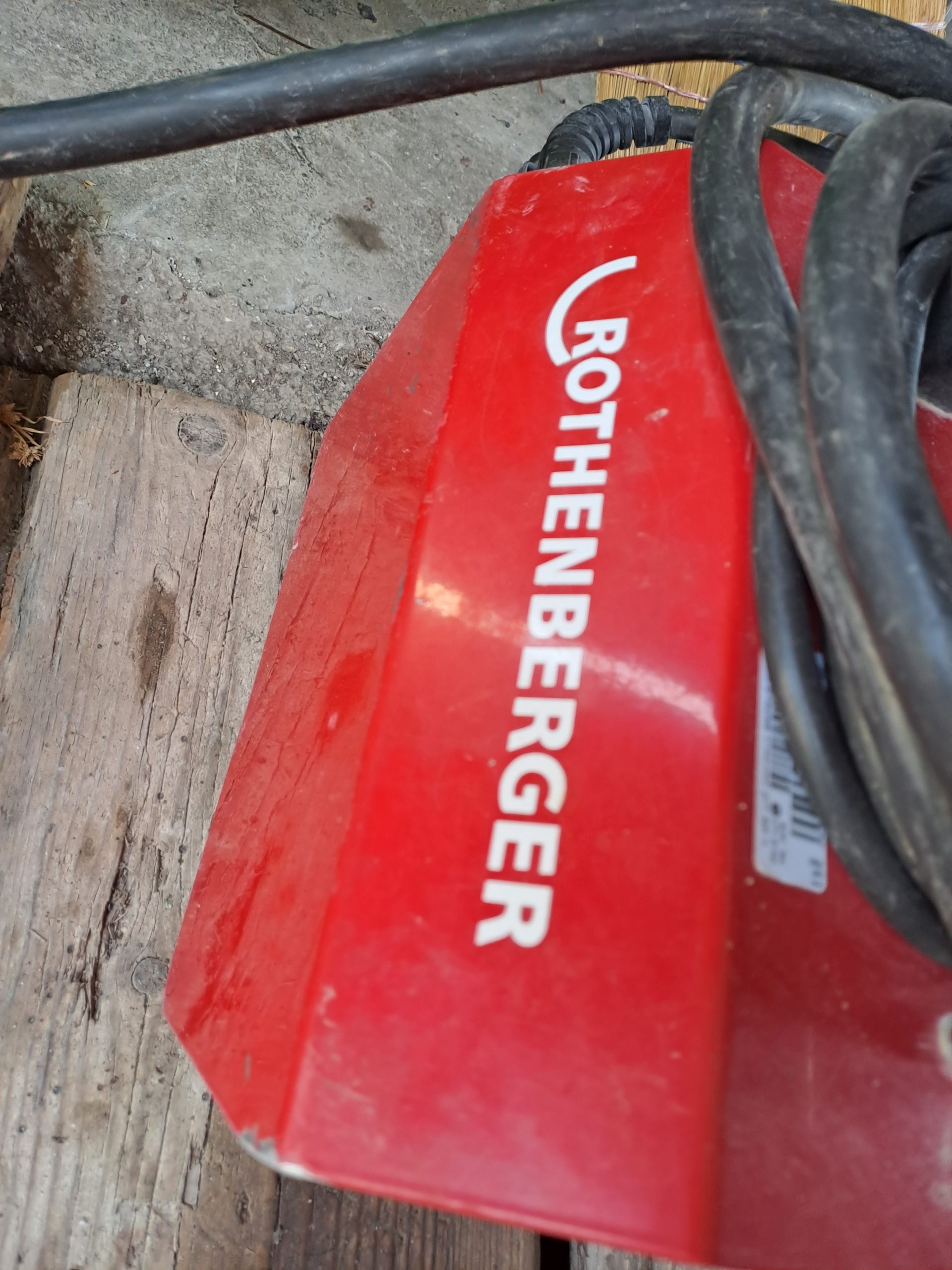 Aparat za elektrofuziono zavar