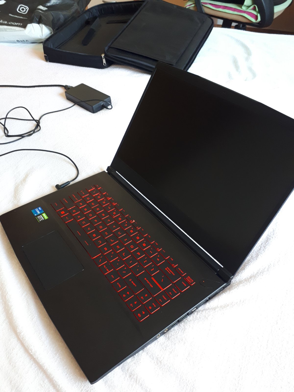 MSI Gaming Laptop GF63. Hitno!