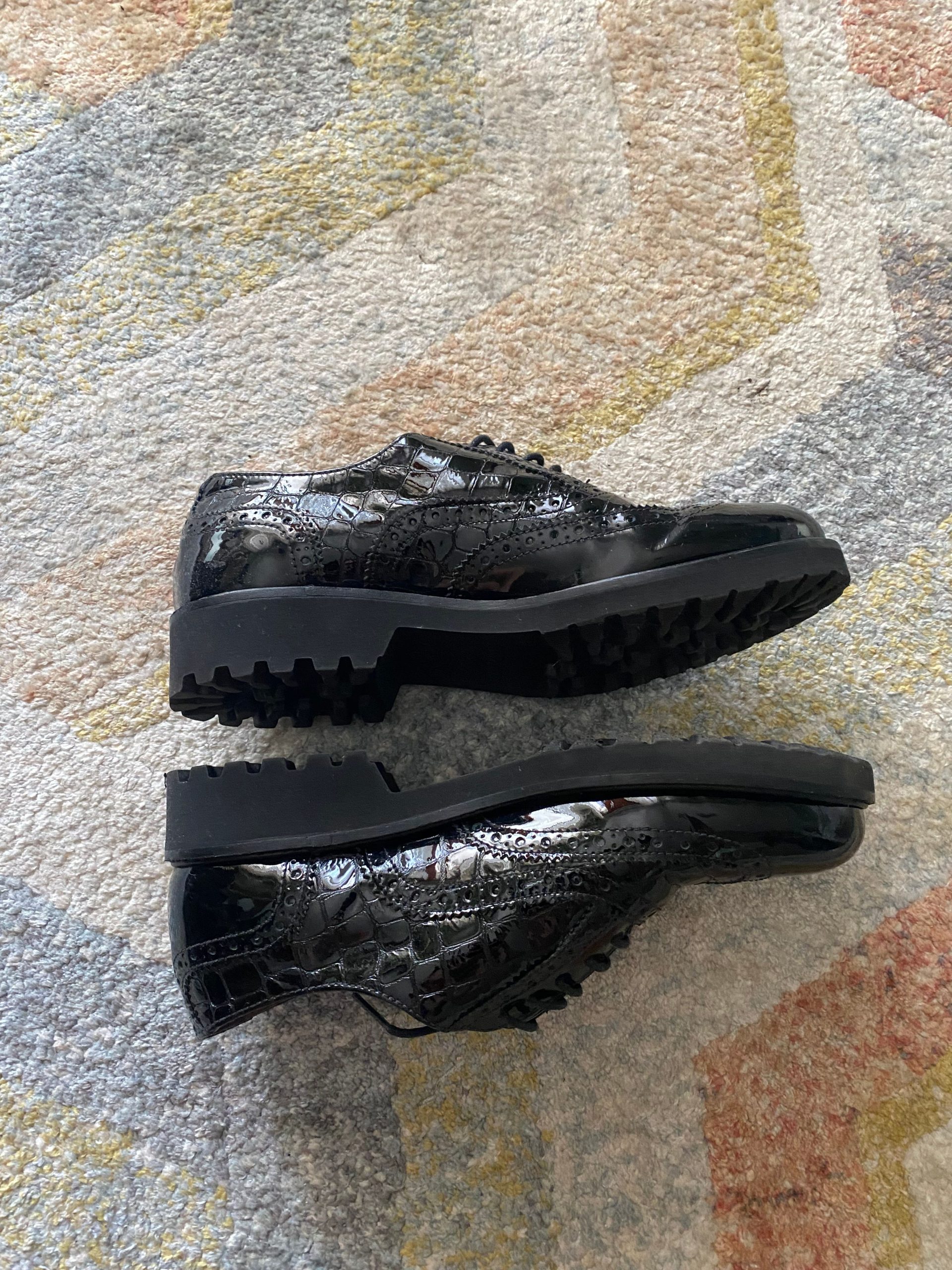 Crne oksfordice broj 37