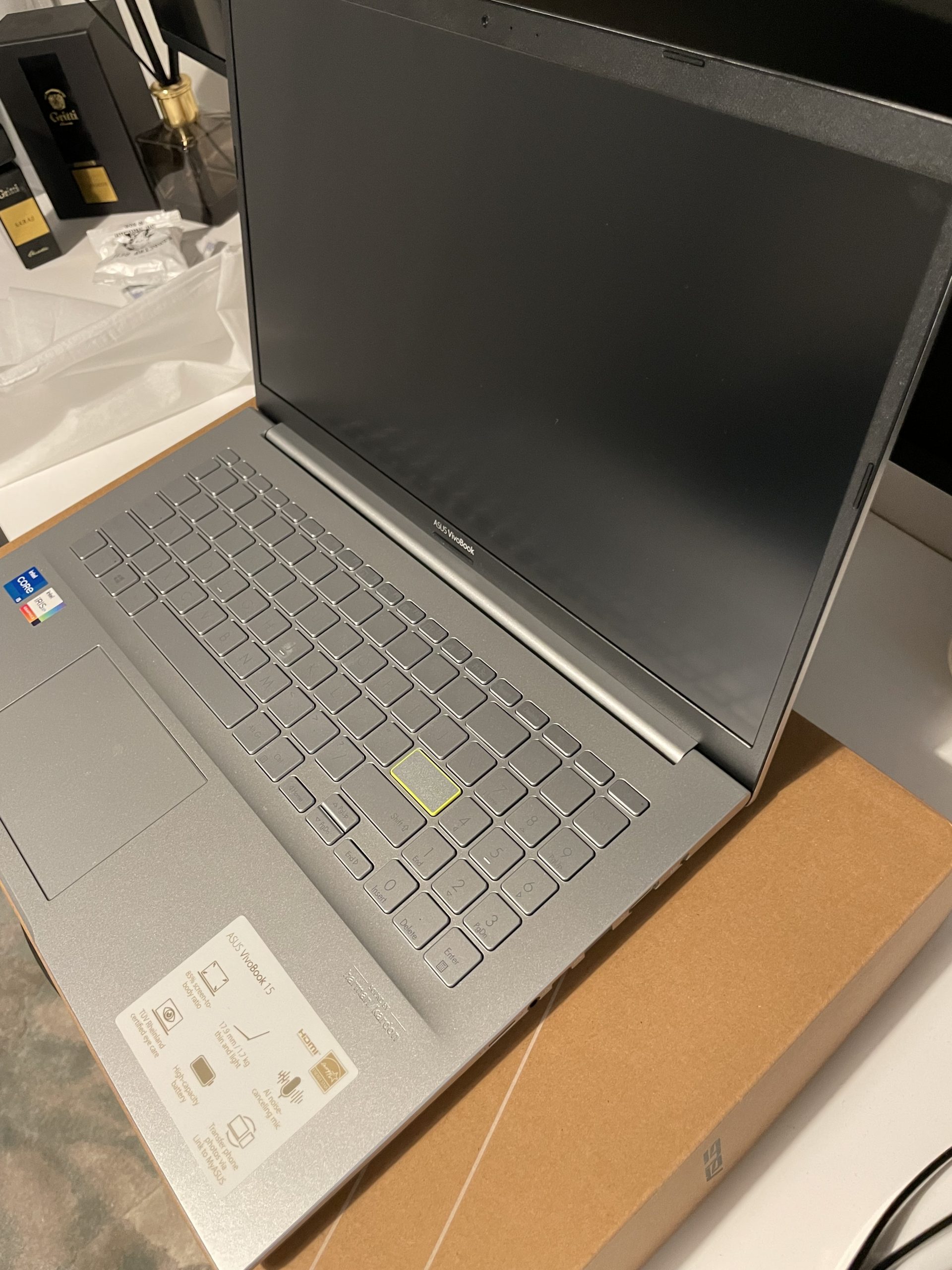 Asus VivoBook K513E