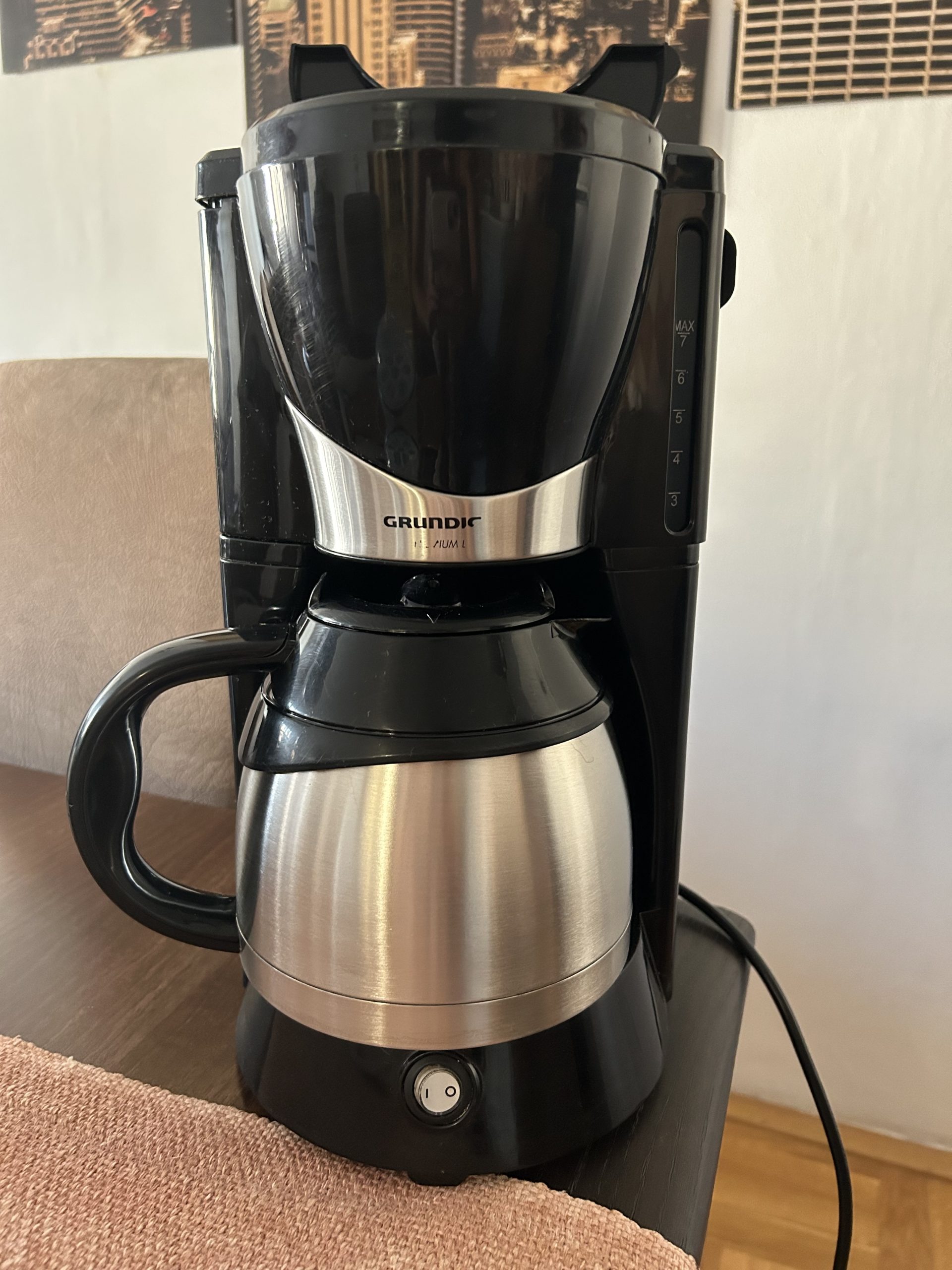 Grundig aparat za filter kafu