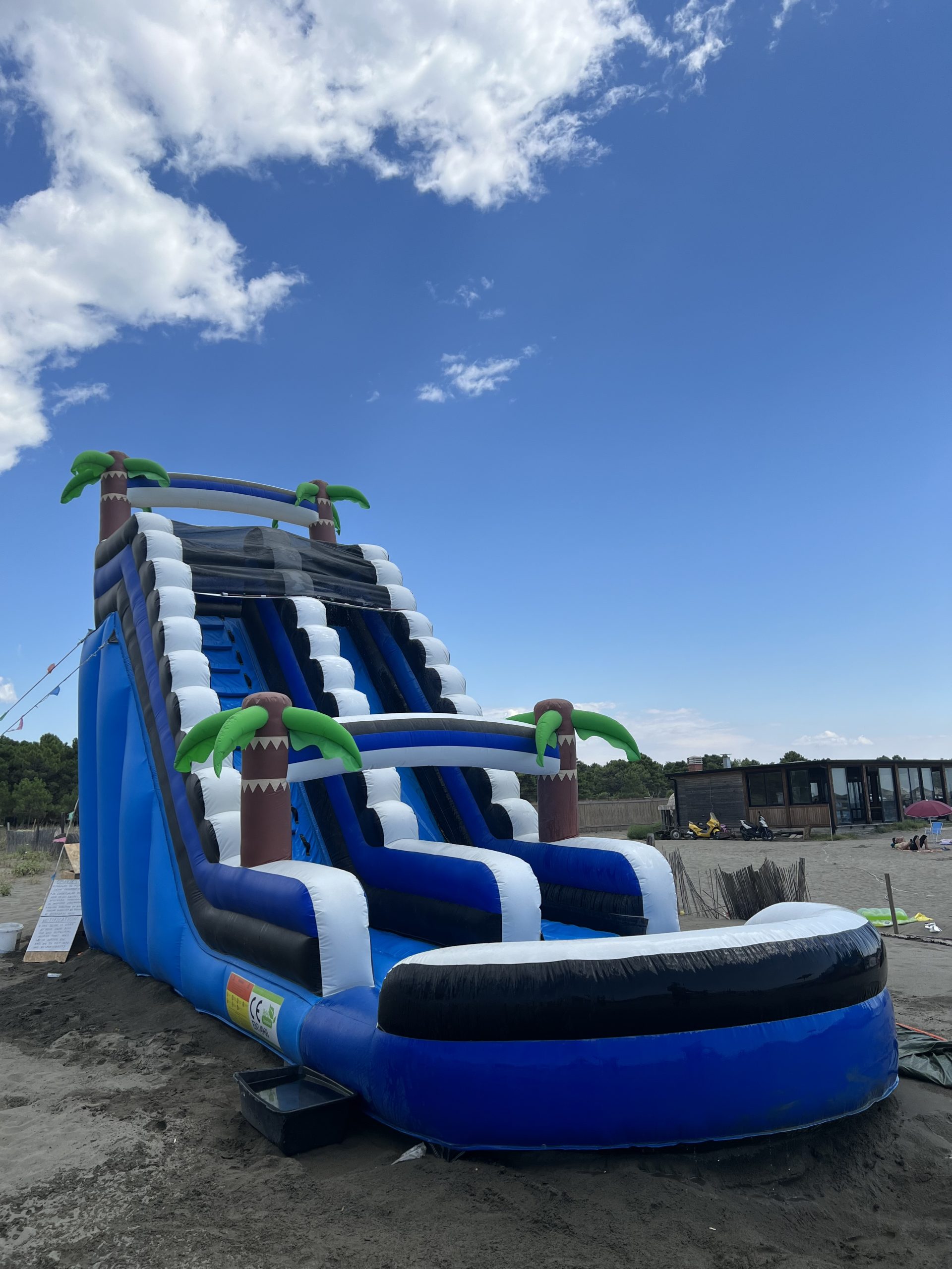 Tobogan na naduvavanje