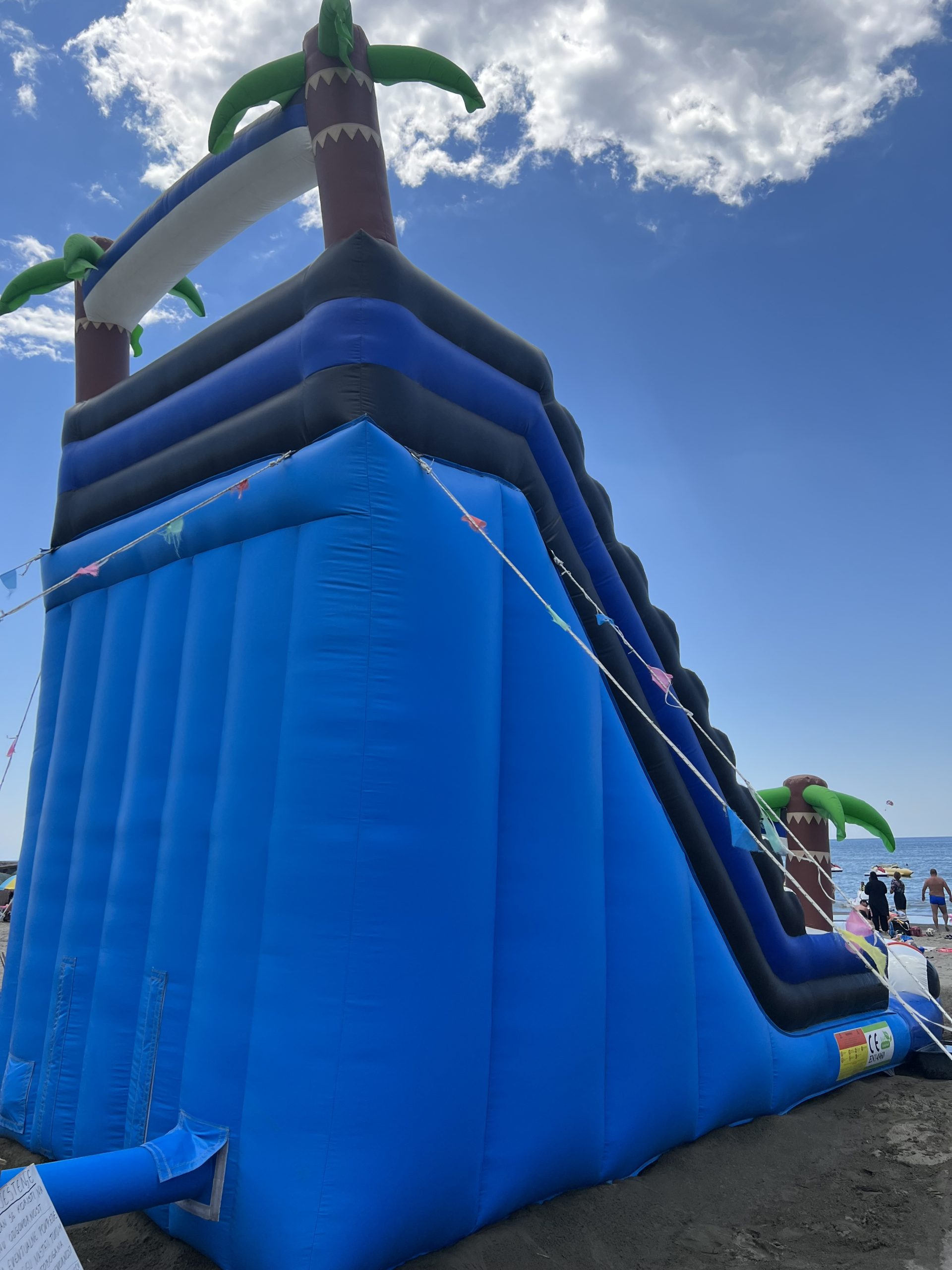 Tobogan na naduvavanje