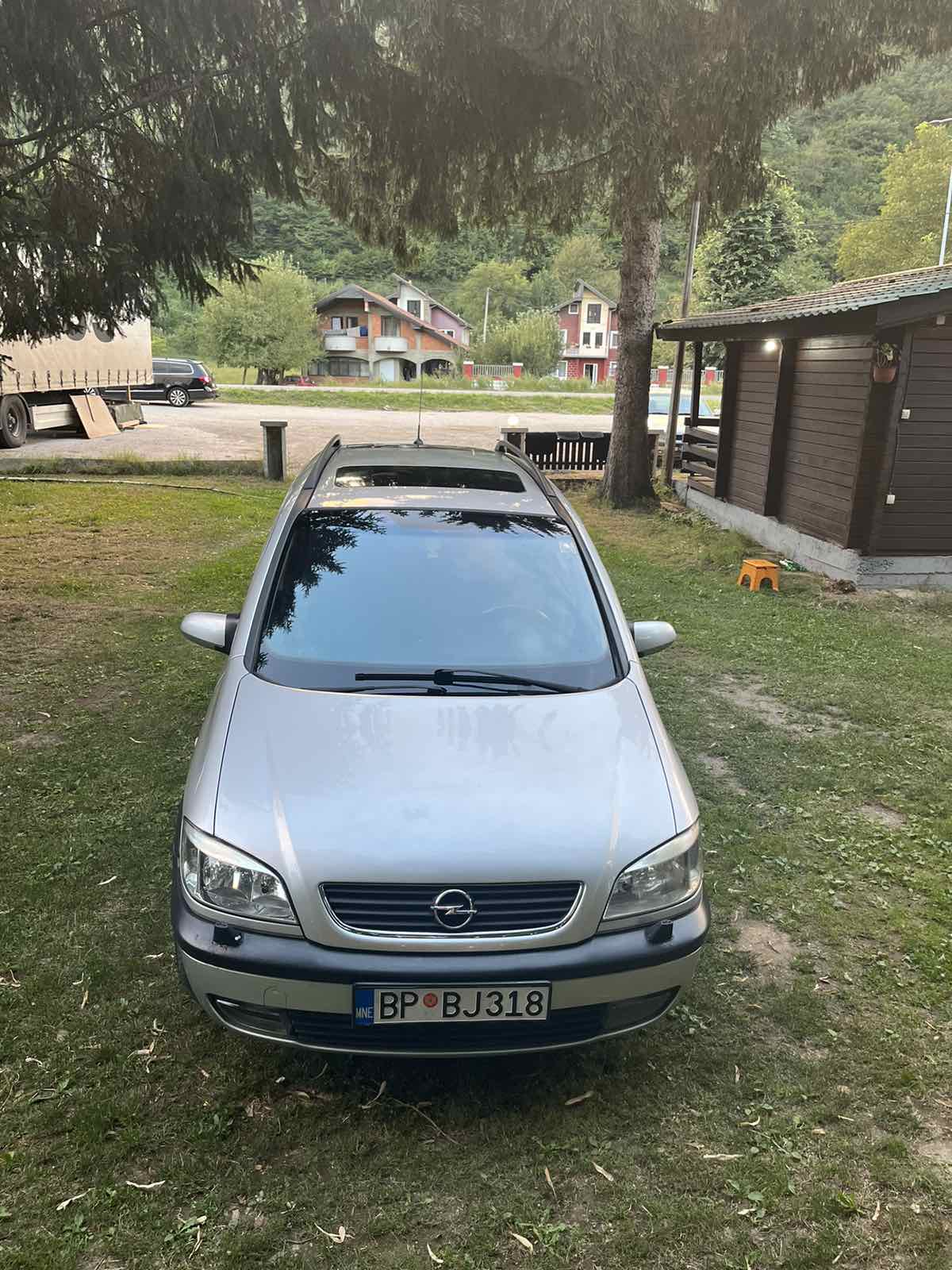 Opel Zafira 2.0 DTI