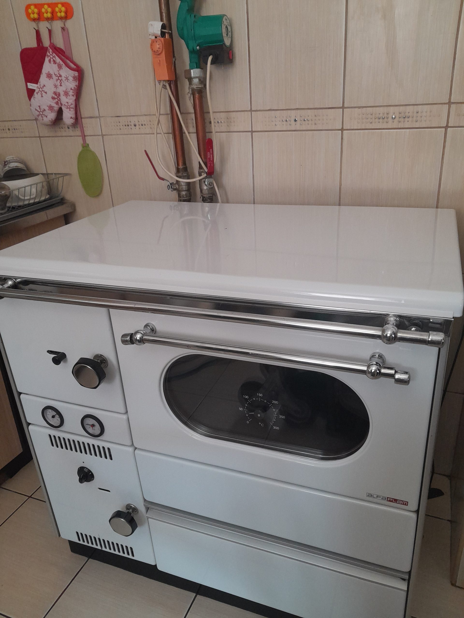 Prodajem Alfu 20 sa pumpom