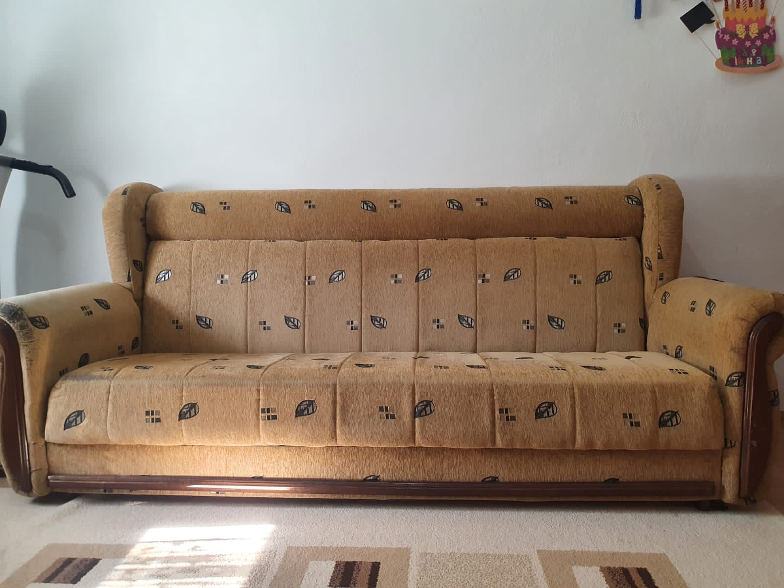 Krevet-dvosjed na razvlacenje