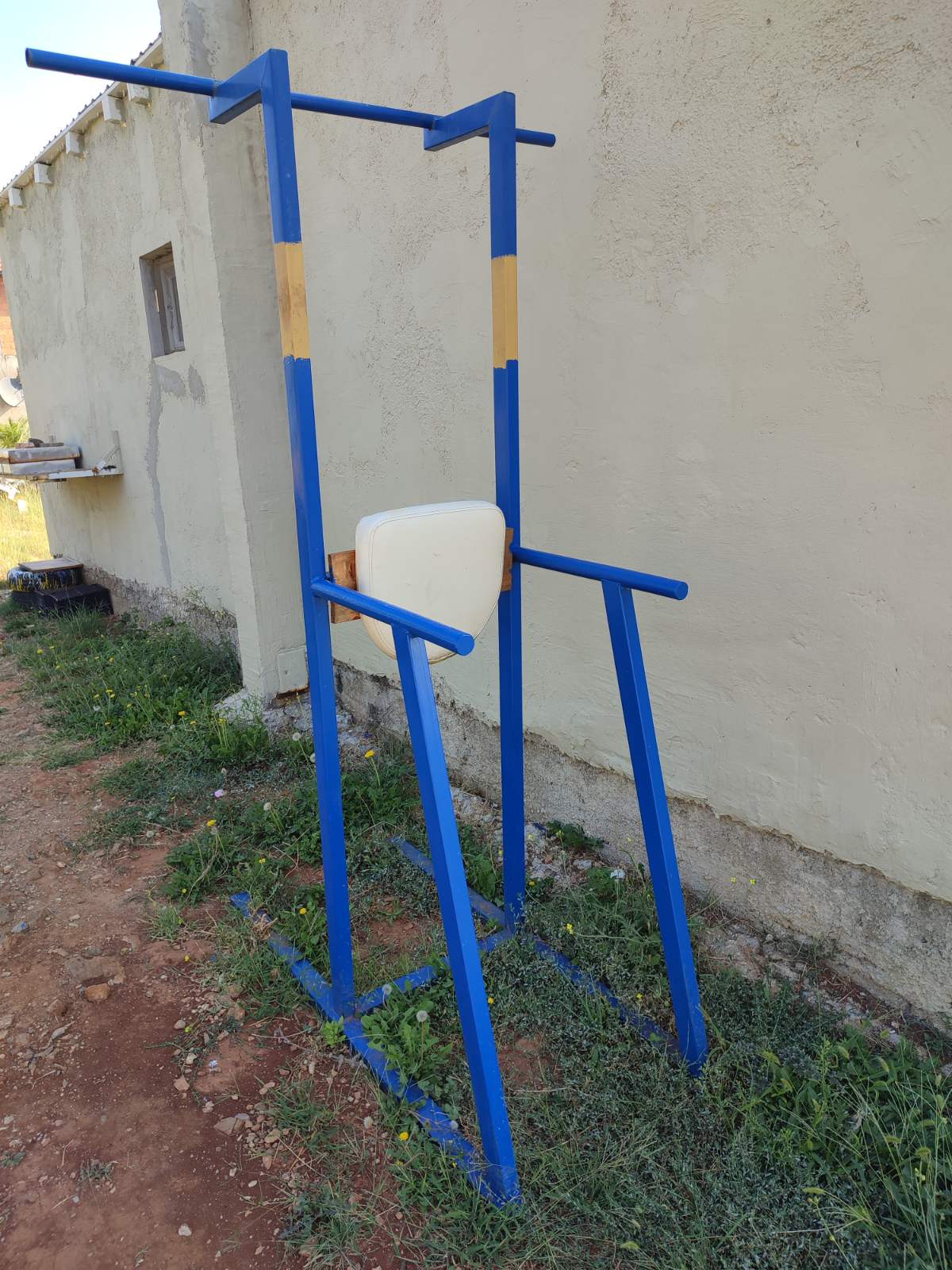 Prodajem spravu za treniranje