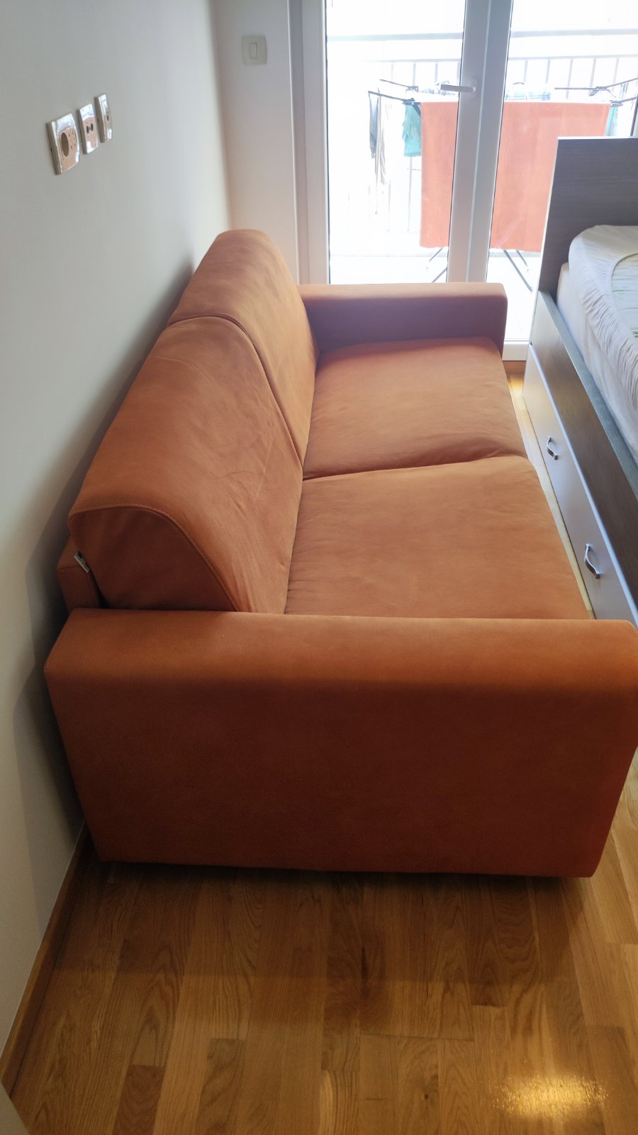 Trosjed sa sofa bad mehanizmom