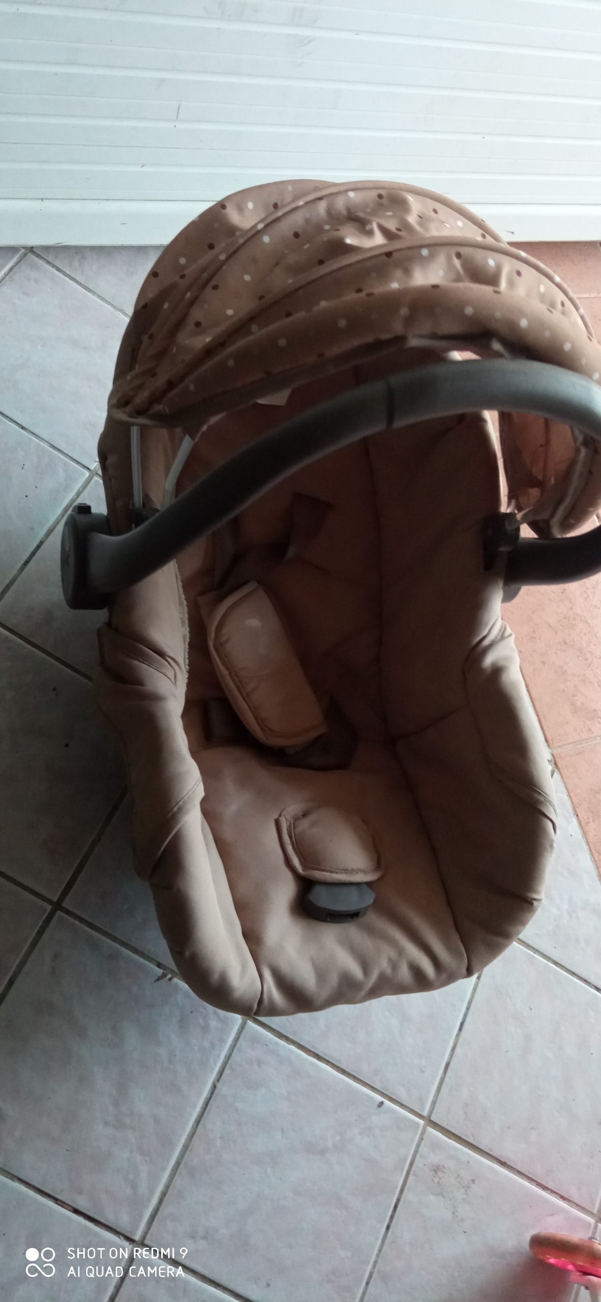 Kolica i korpa za bebu