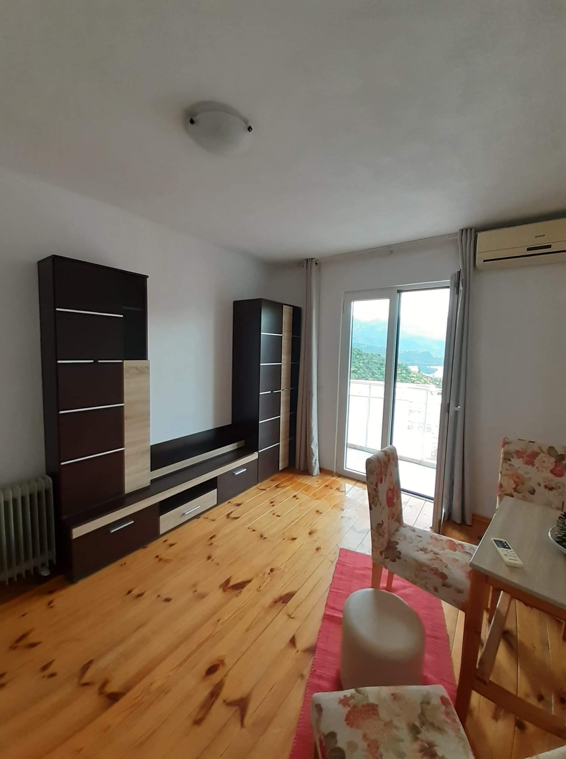 Izdajem stan na duži period