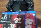 PS4 PRO 1 TB I JOŠ 3 IGRICE