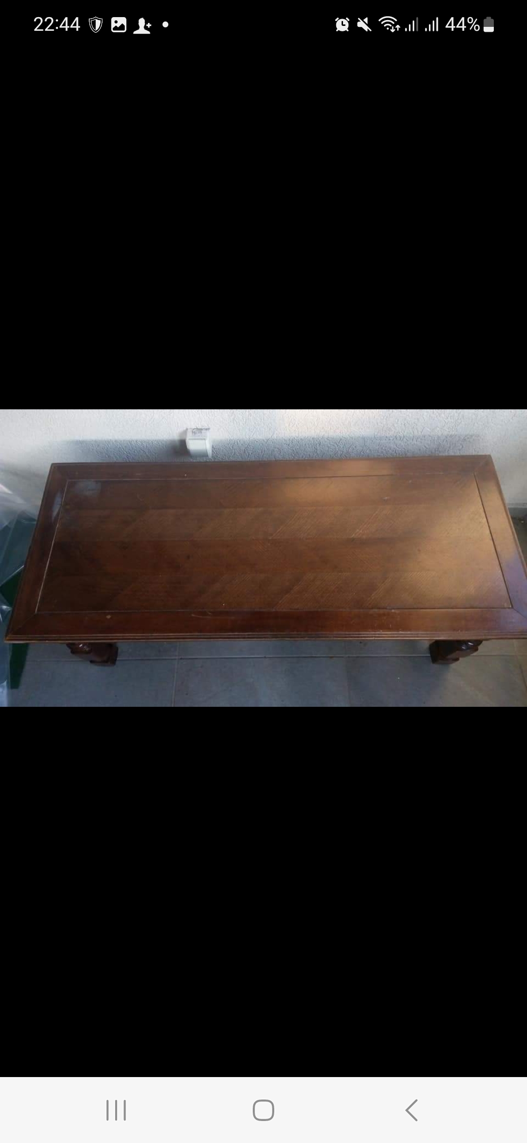 Prodajem sto, puno drvo