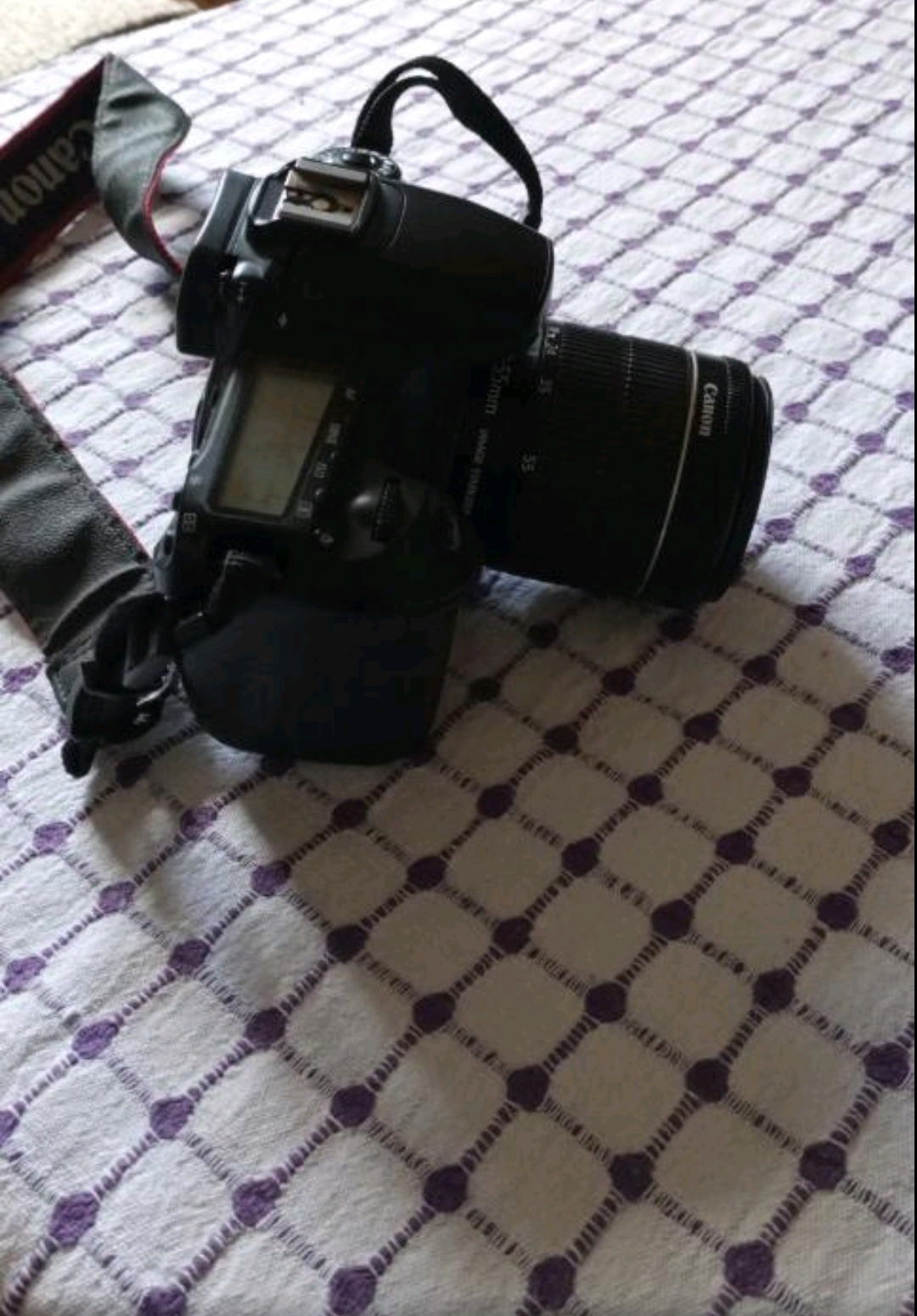 Fotoaparat CANON EOS60D