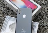 iPhone Xs 64GB Space Gray