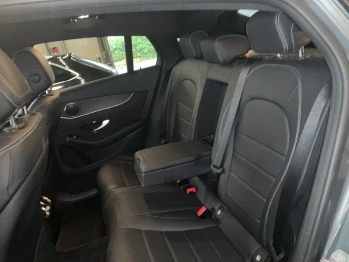 Mercedes Benz- GLC 220d coupe