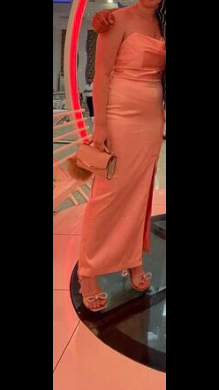 Prodajem haljinu 063431784 Vib