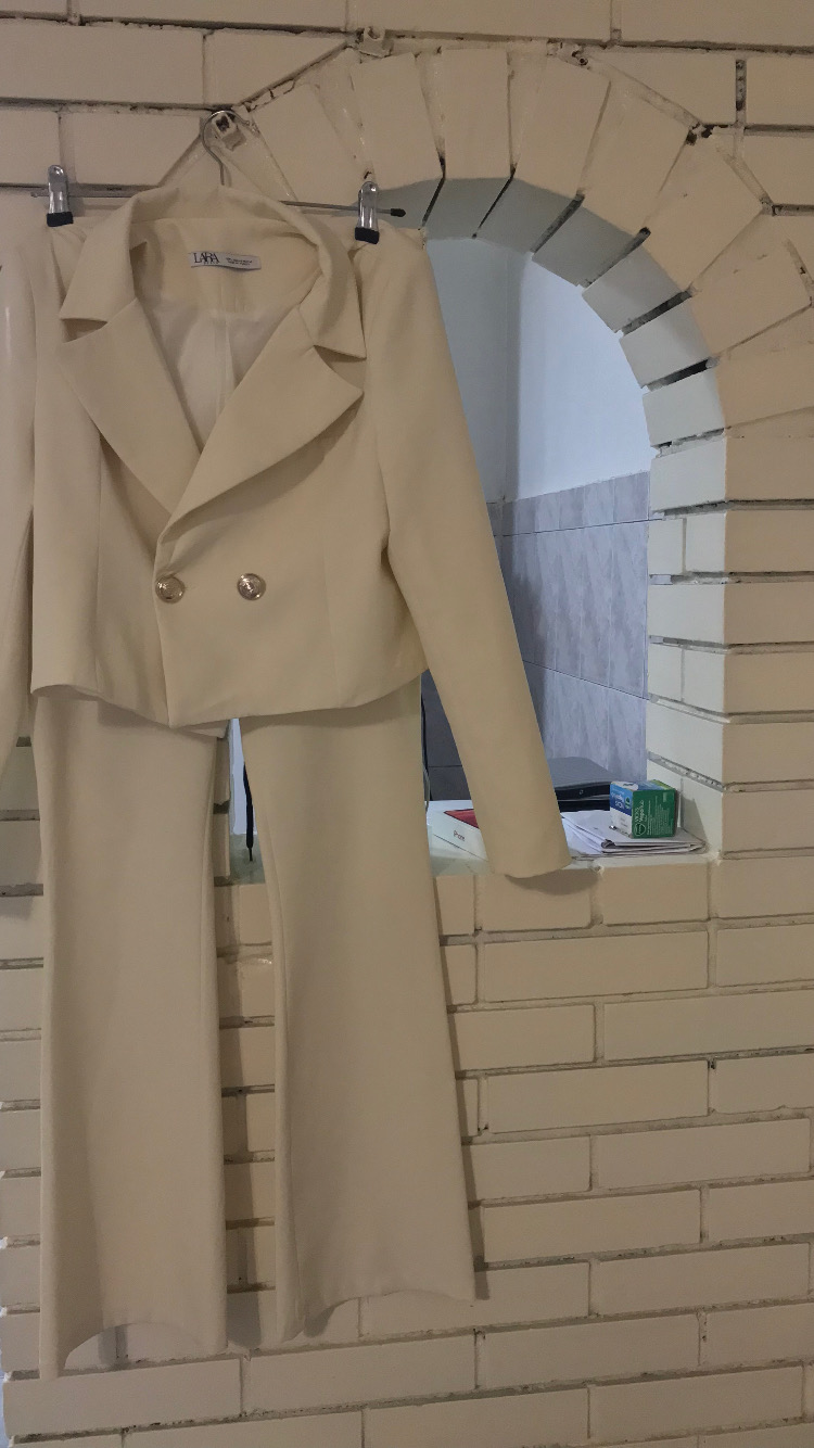 Prodajem sako i pantalone
