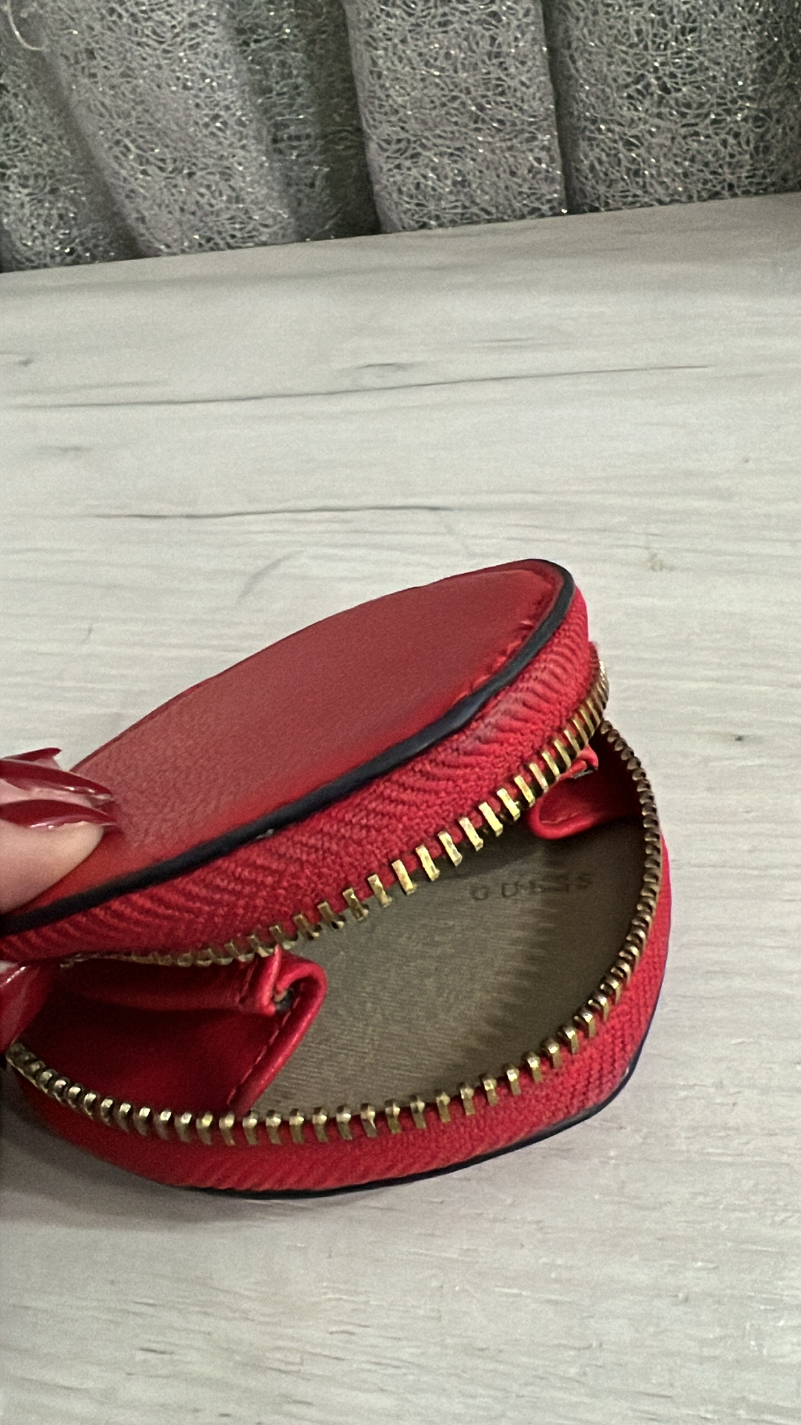 Gues mali novčanik original