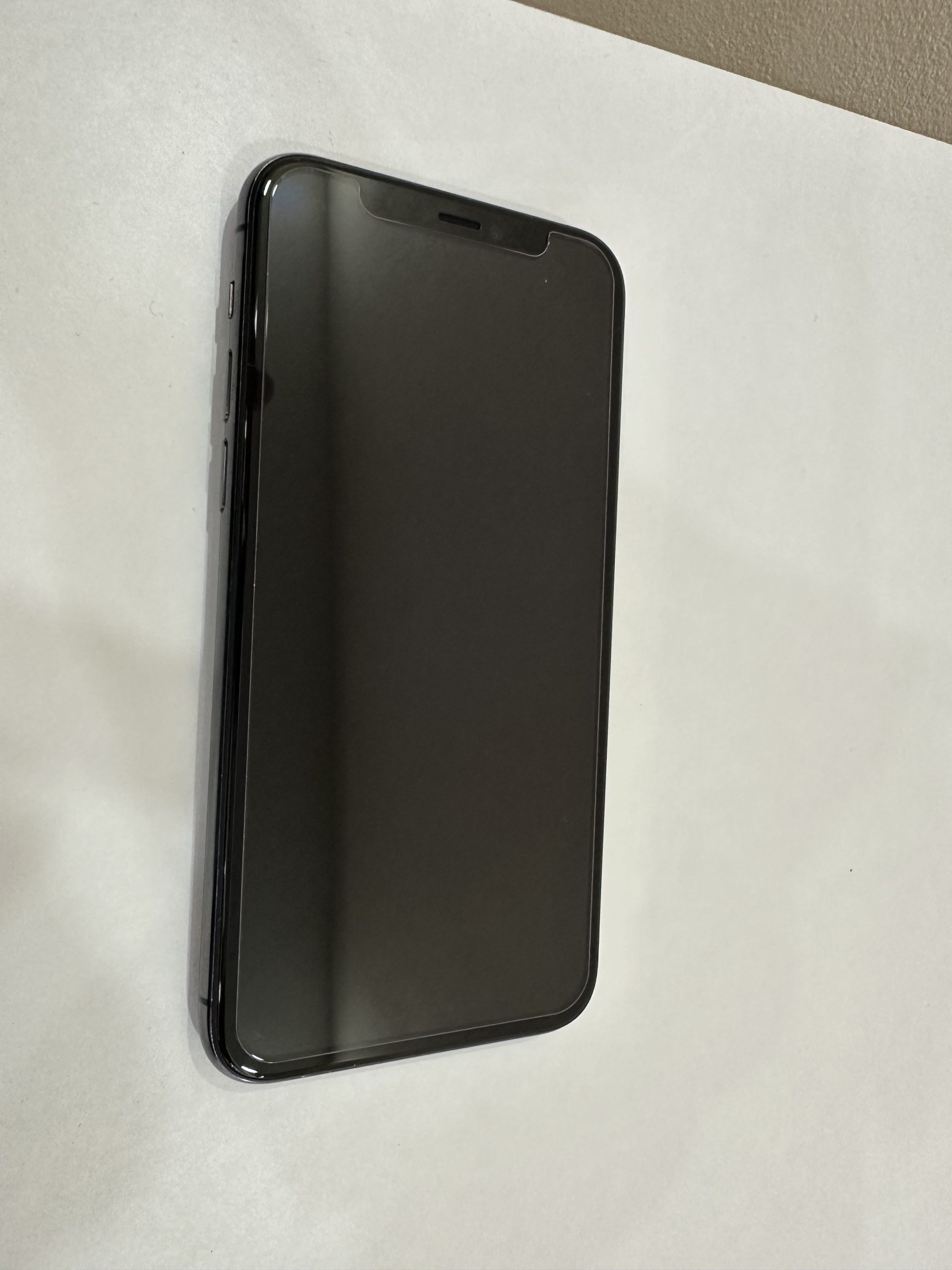 Prodajem iphone 11pro 64gb