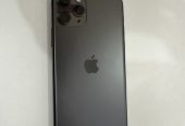 Prodajem iphone 11pro 64gb