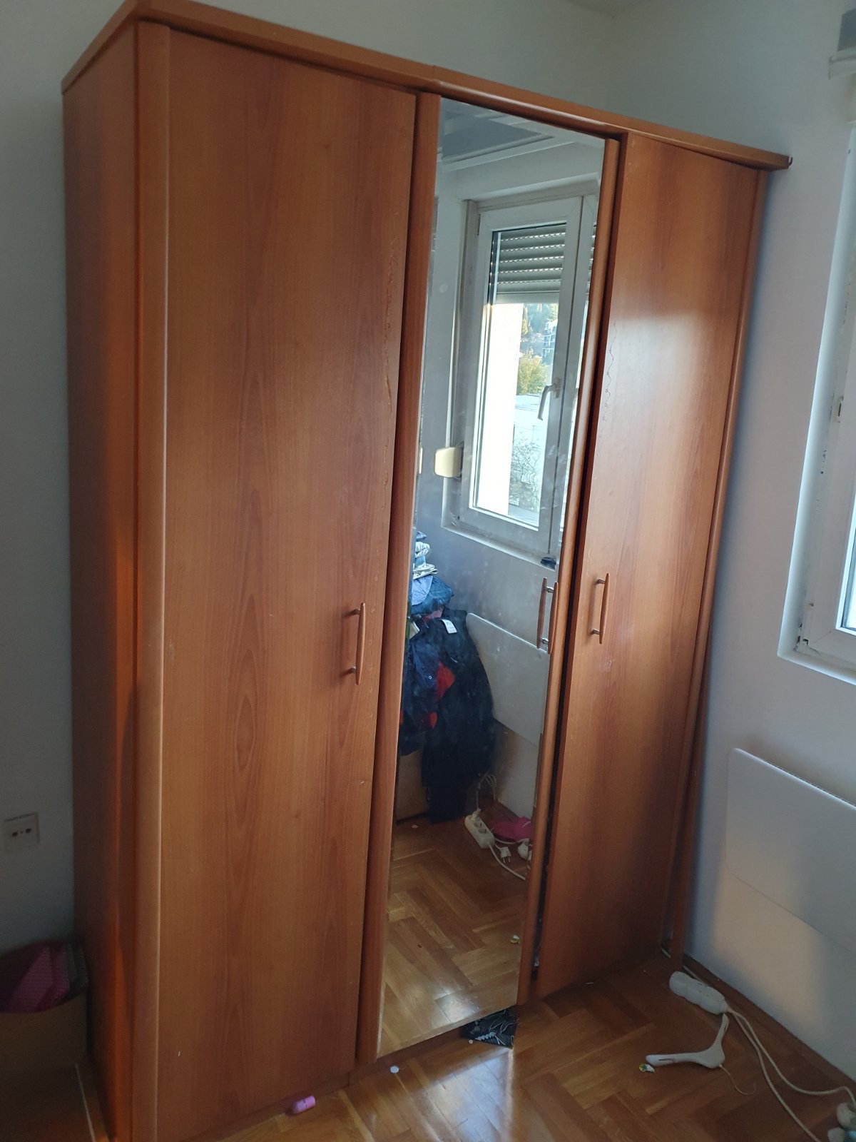 Ormar u dobrom stanju