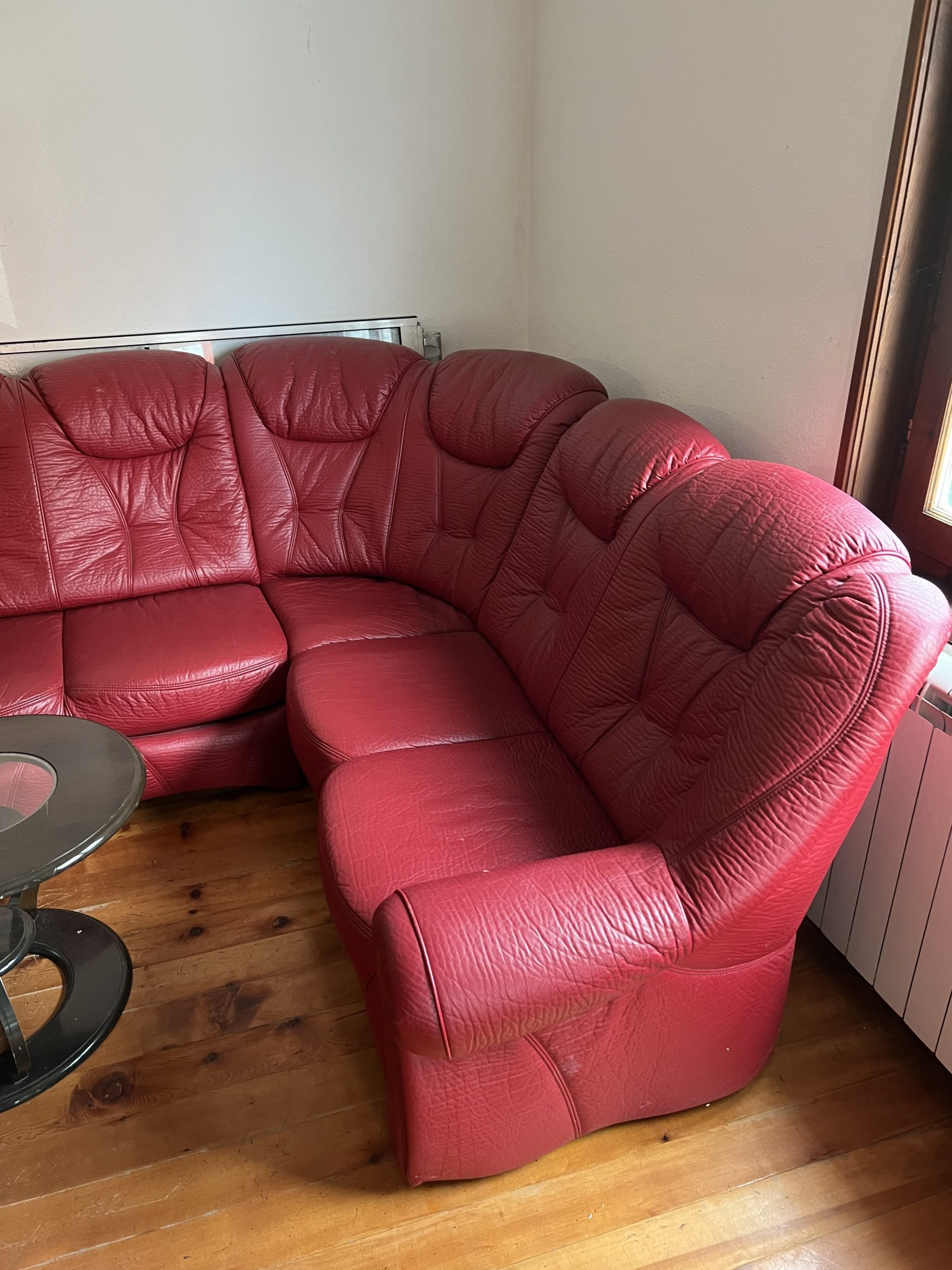 Kožna, malo korišćena. Dogovor