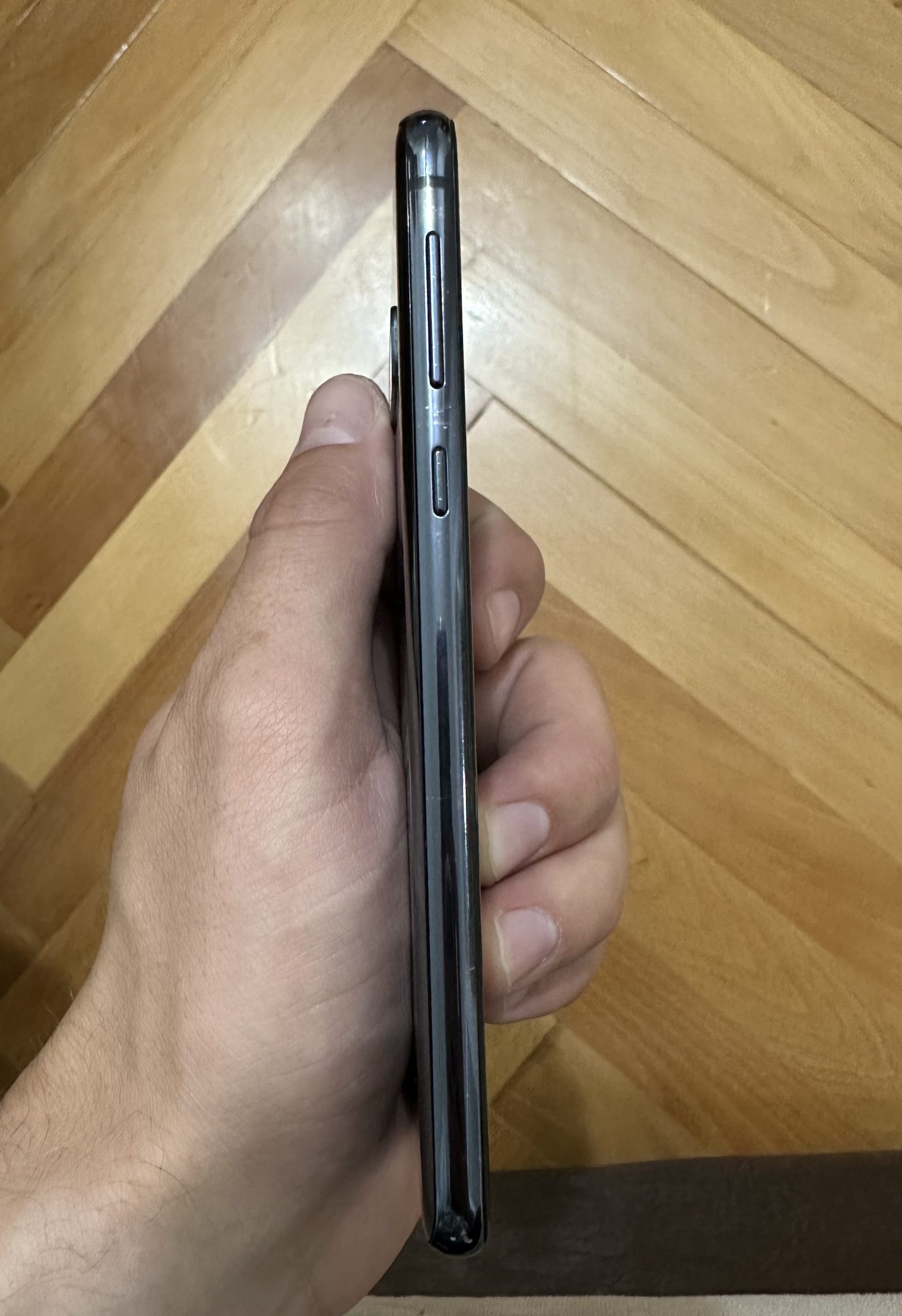 Prodajem Samsung S10e 6/128gb