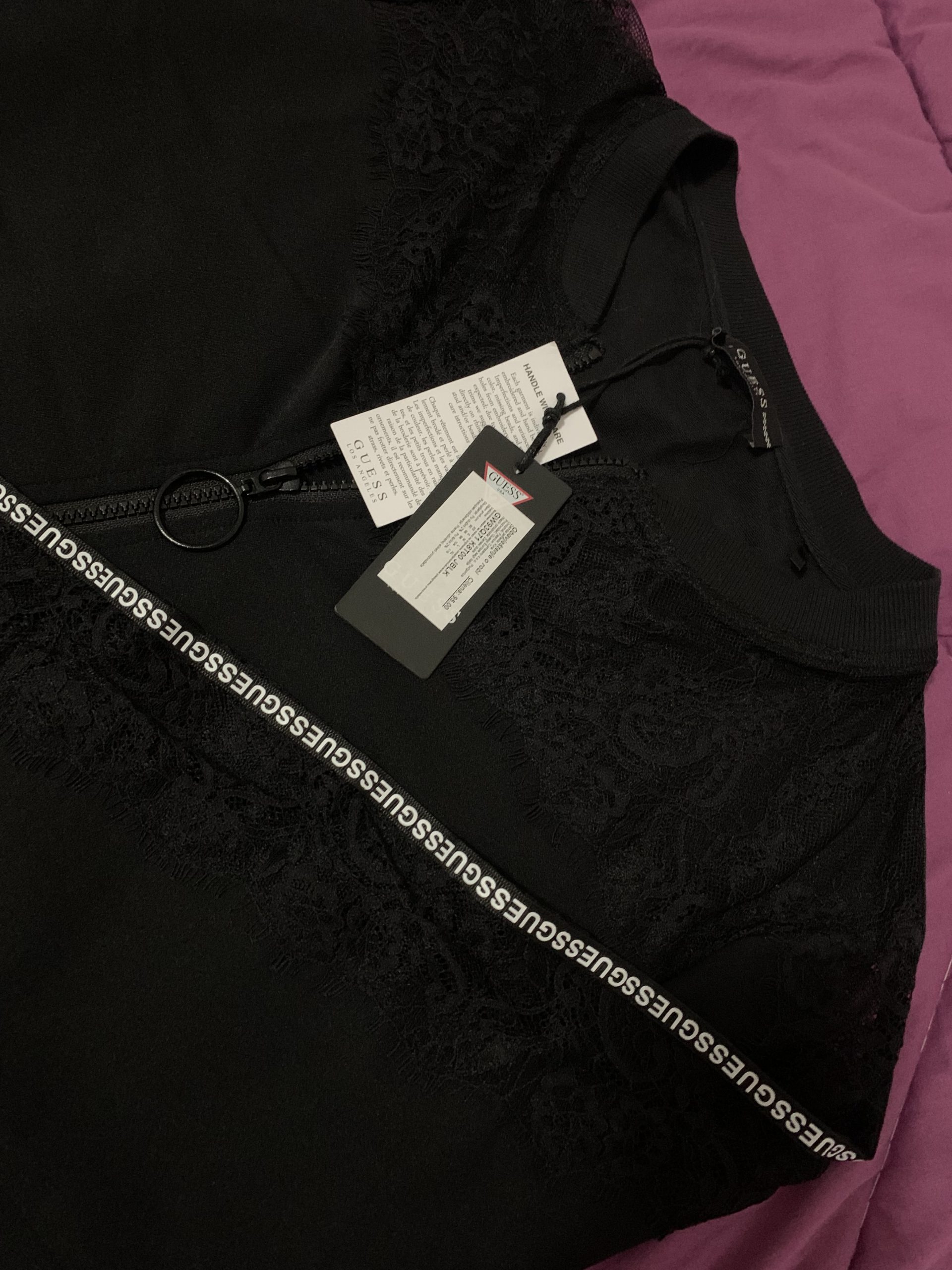 Prodajem nov Guess crni duks L