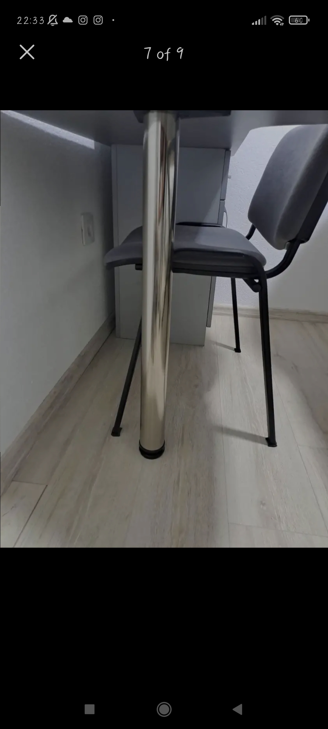 Prodajem sto i stolicu