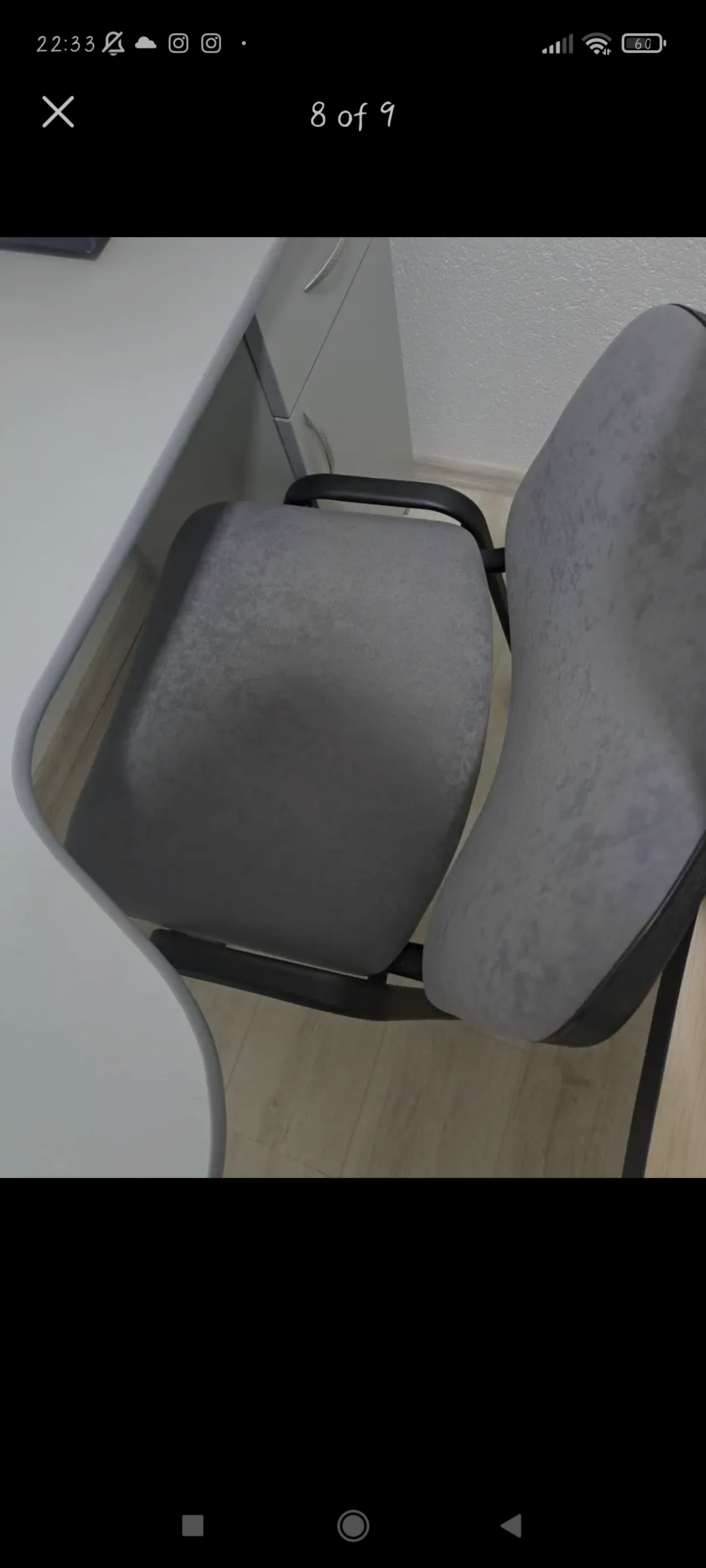 Prodajem sto i stolicu