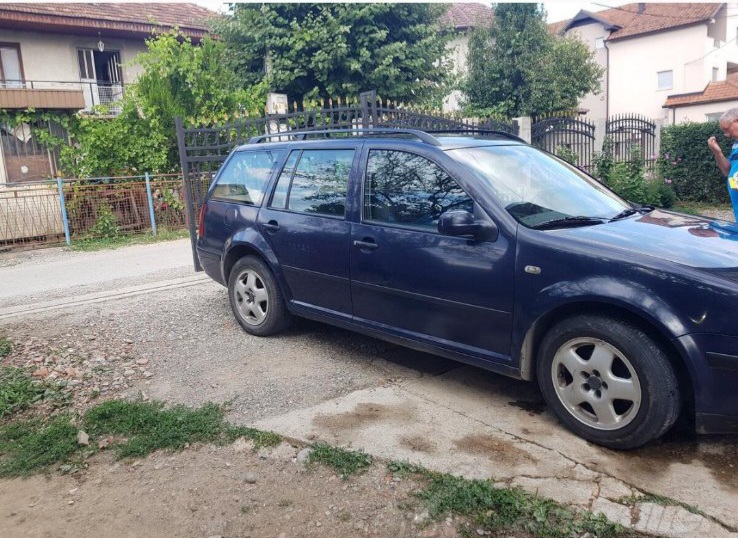 Golf 4 1.9 85kw 2000god