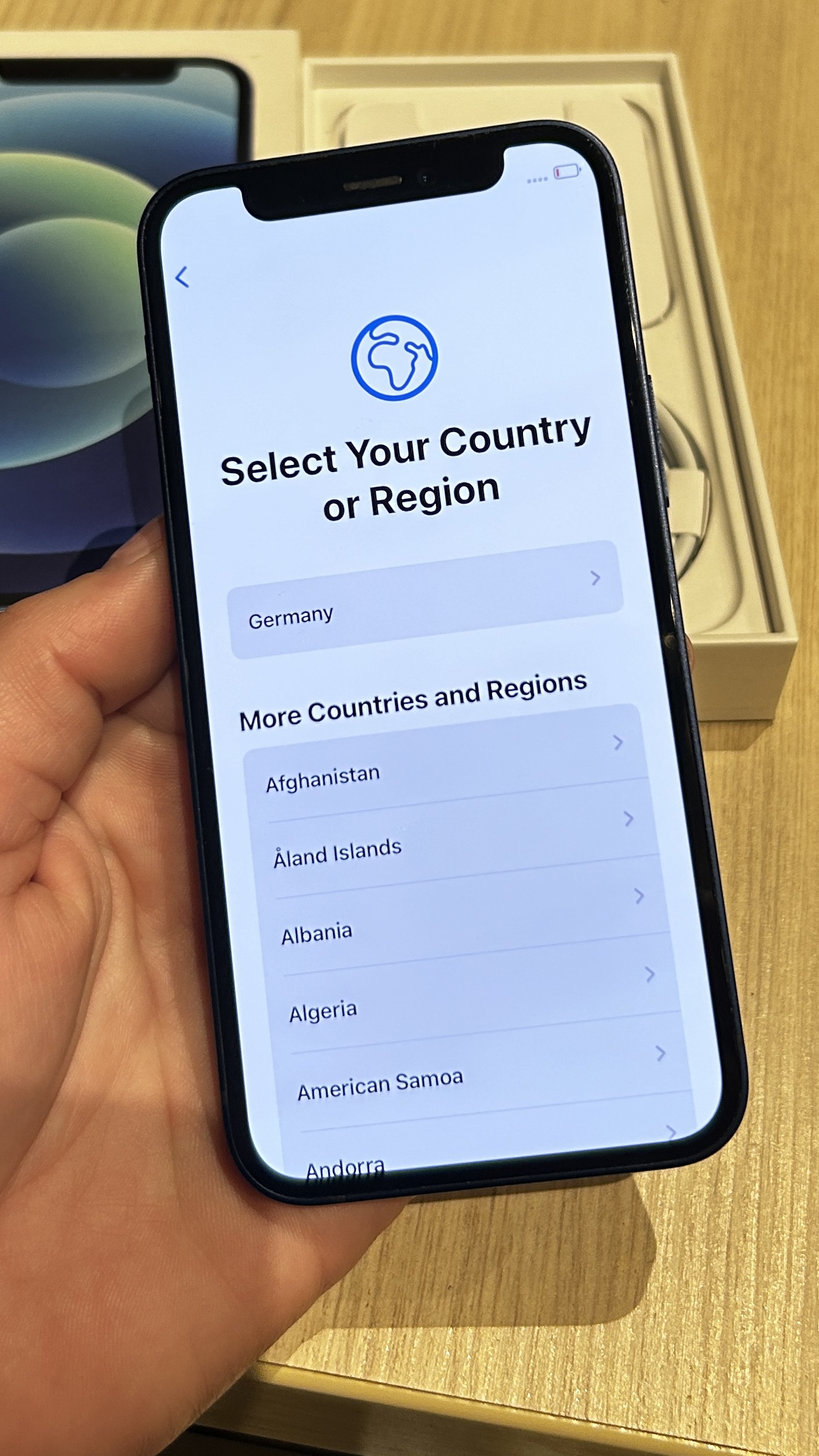 Prodajem iPhone 12 mini
