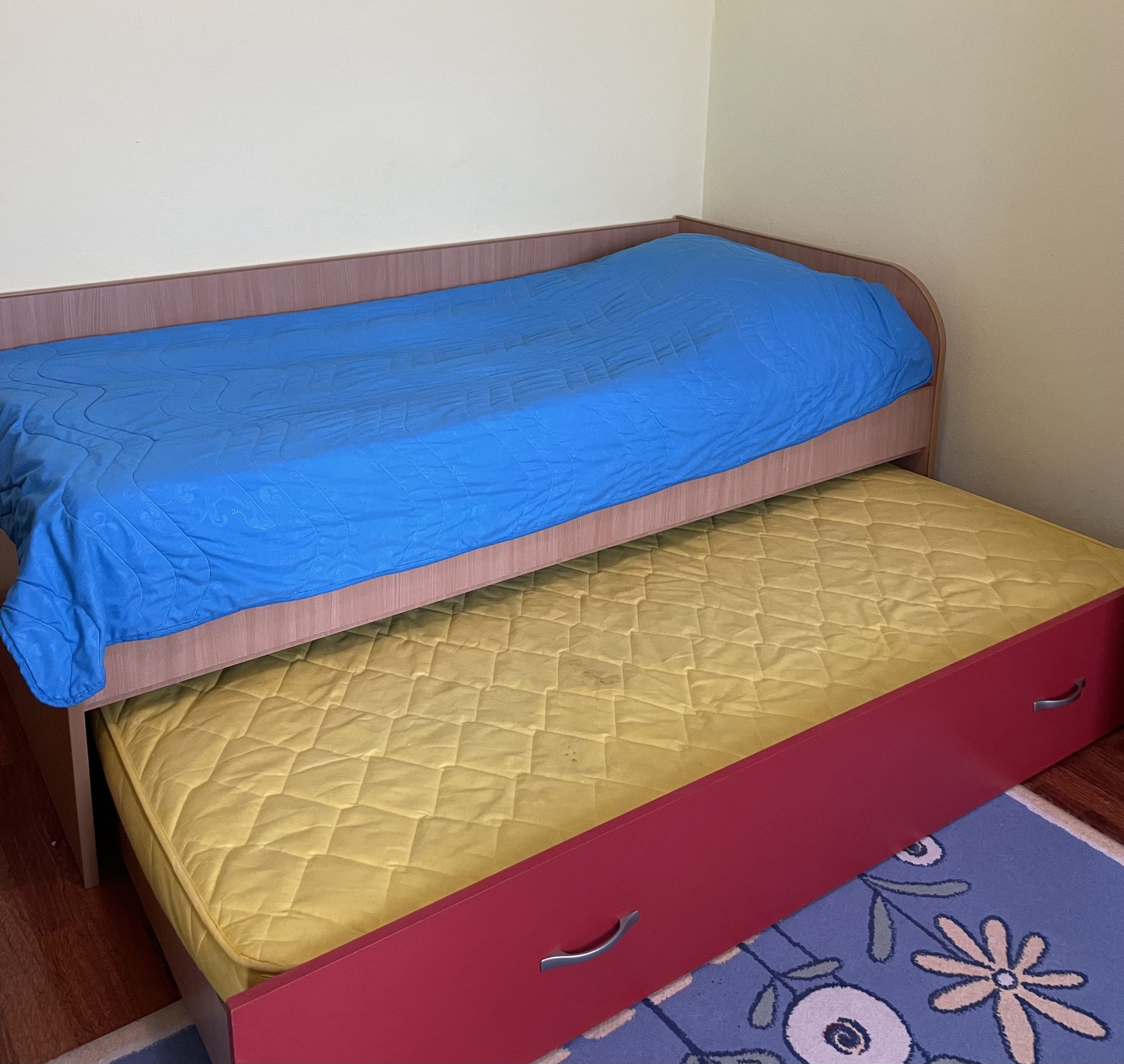 Krevet sa fiokom (dva dušeka)