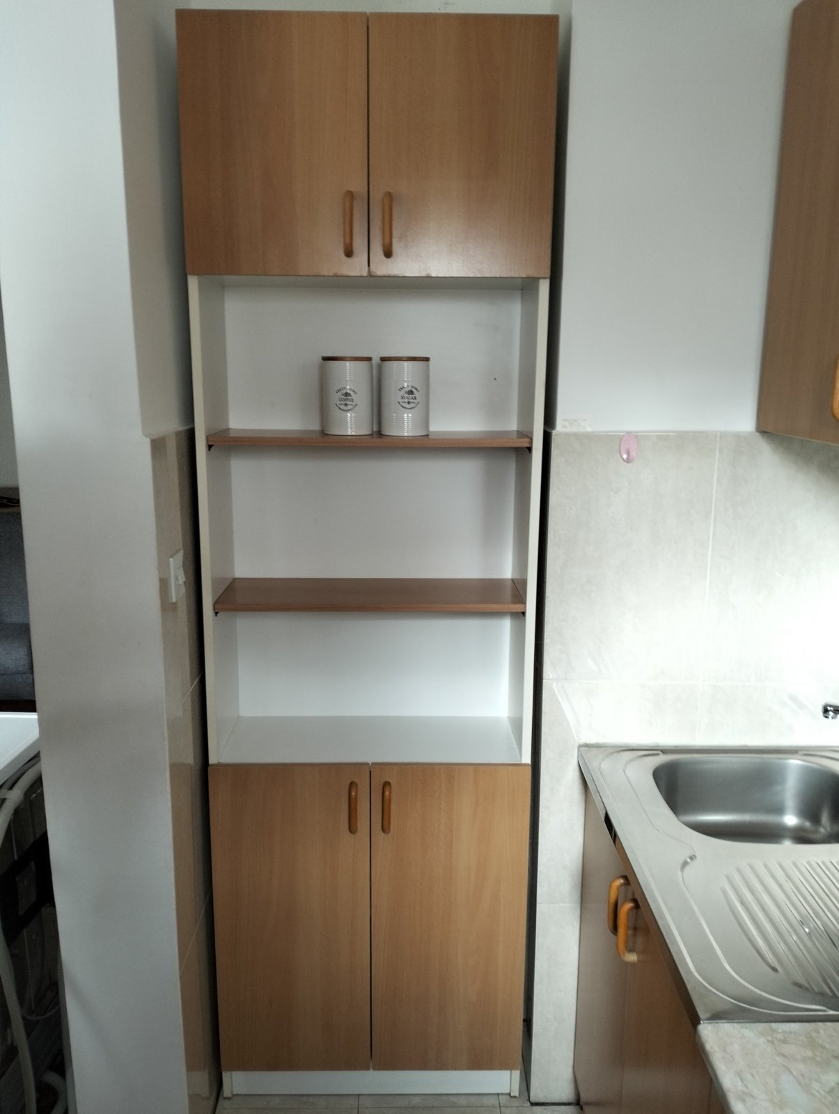 Kuhinja,tvkomoda ,klub sto…