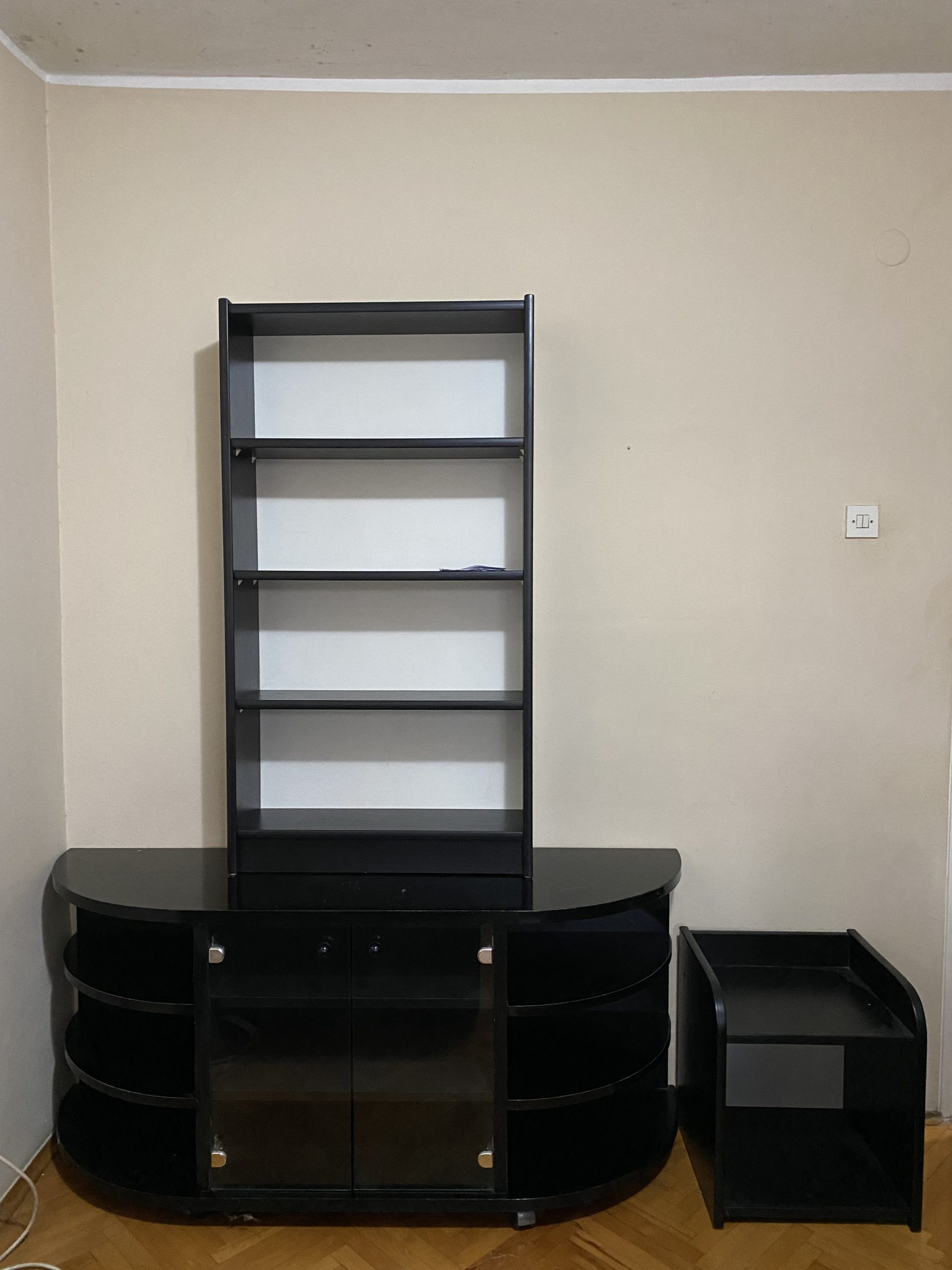 Komoda i police, puno drvo!