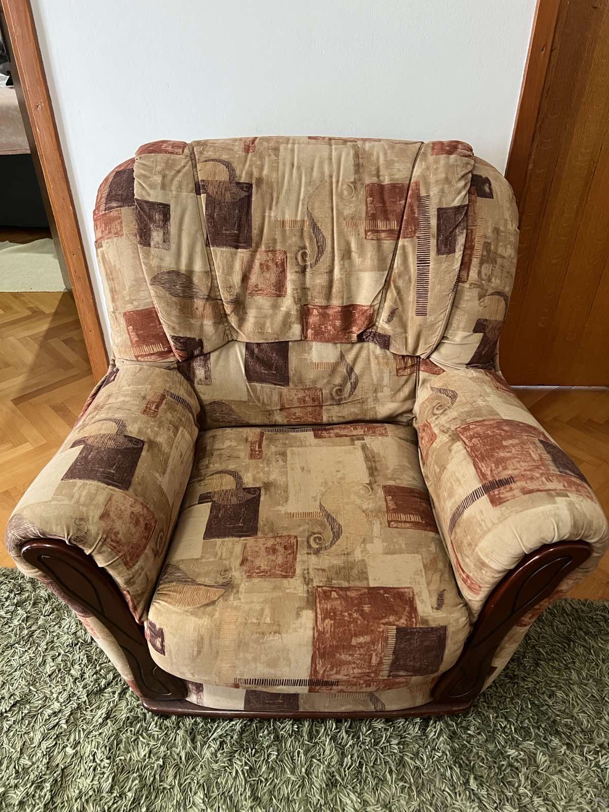 Prodajem TDF garnituru