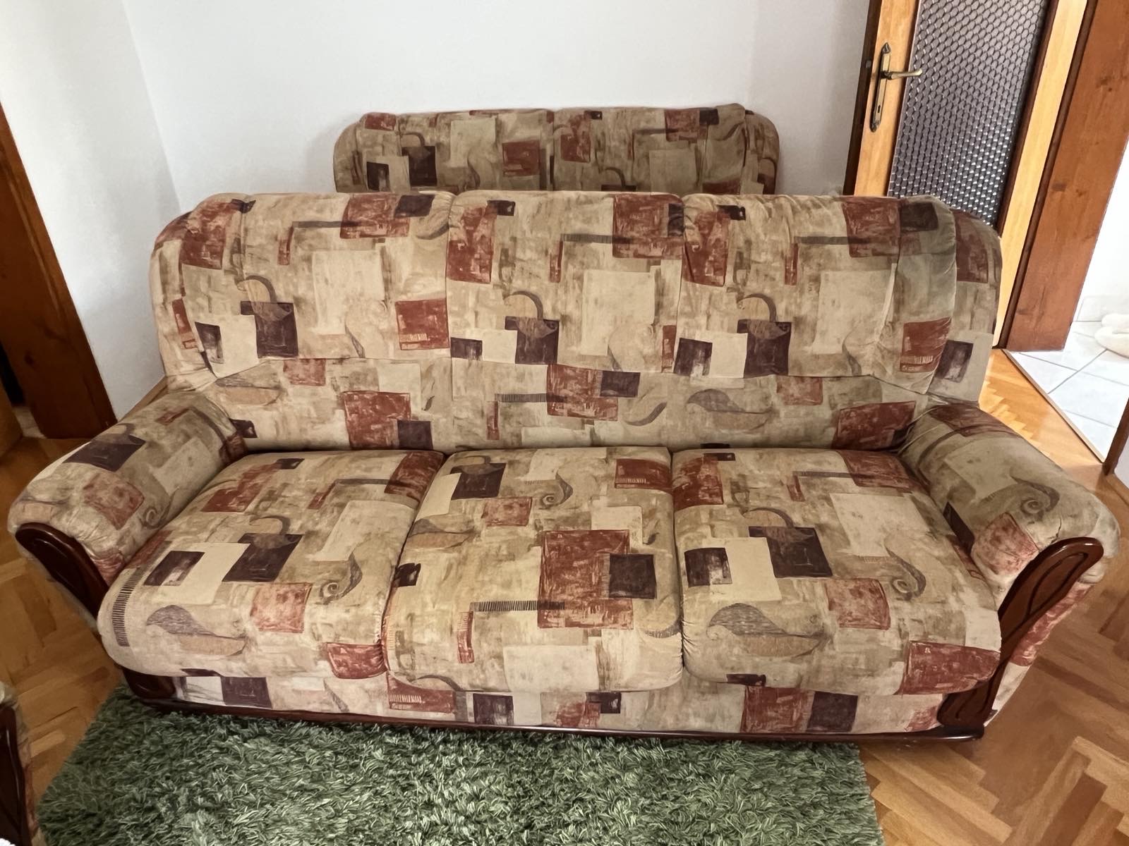 Prodajem TDF garnituru