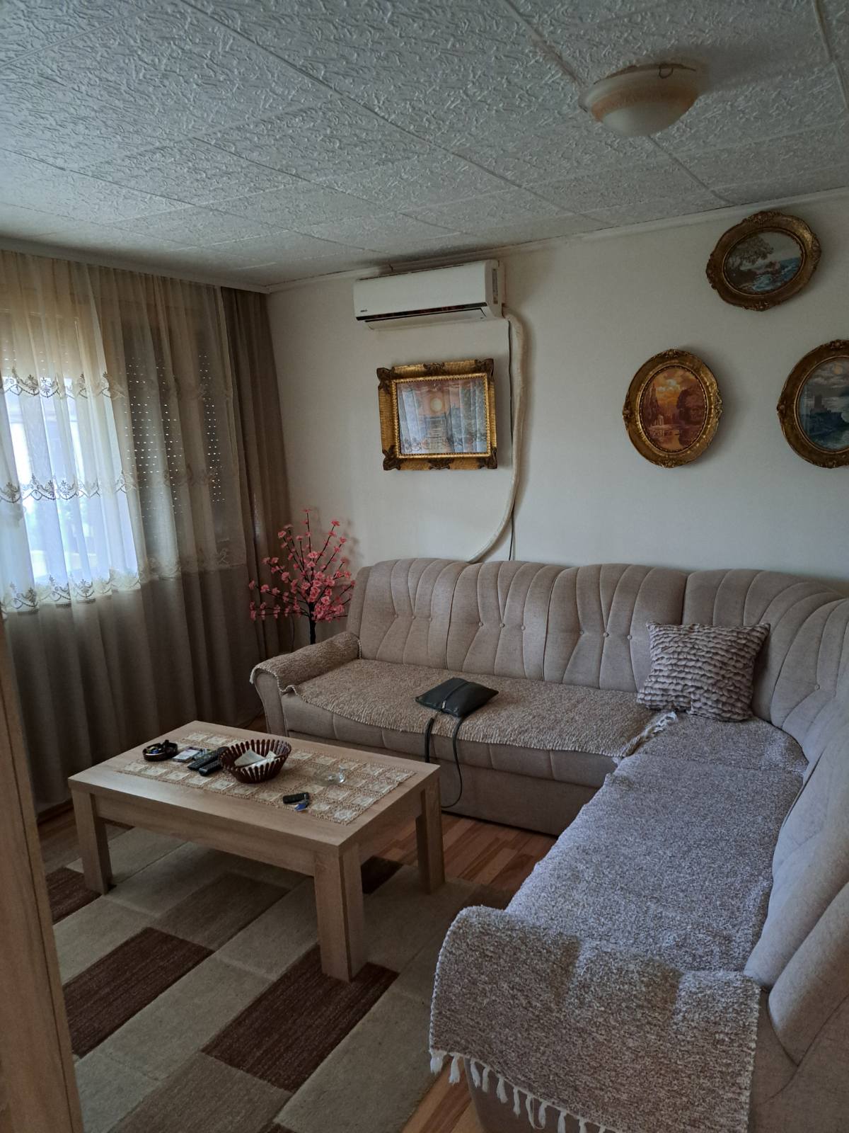 Prodajem dvosoban stan