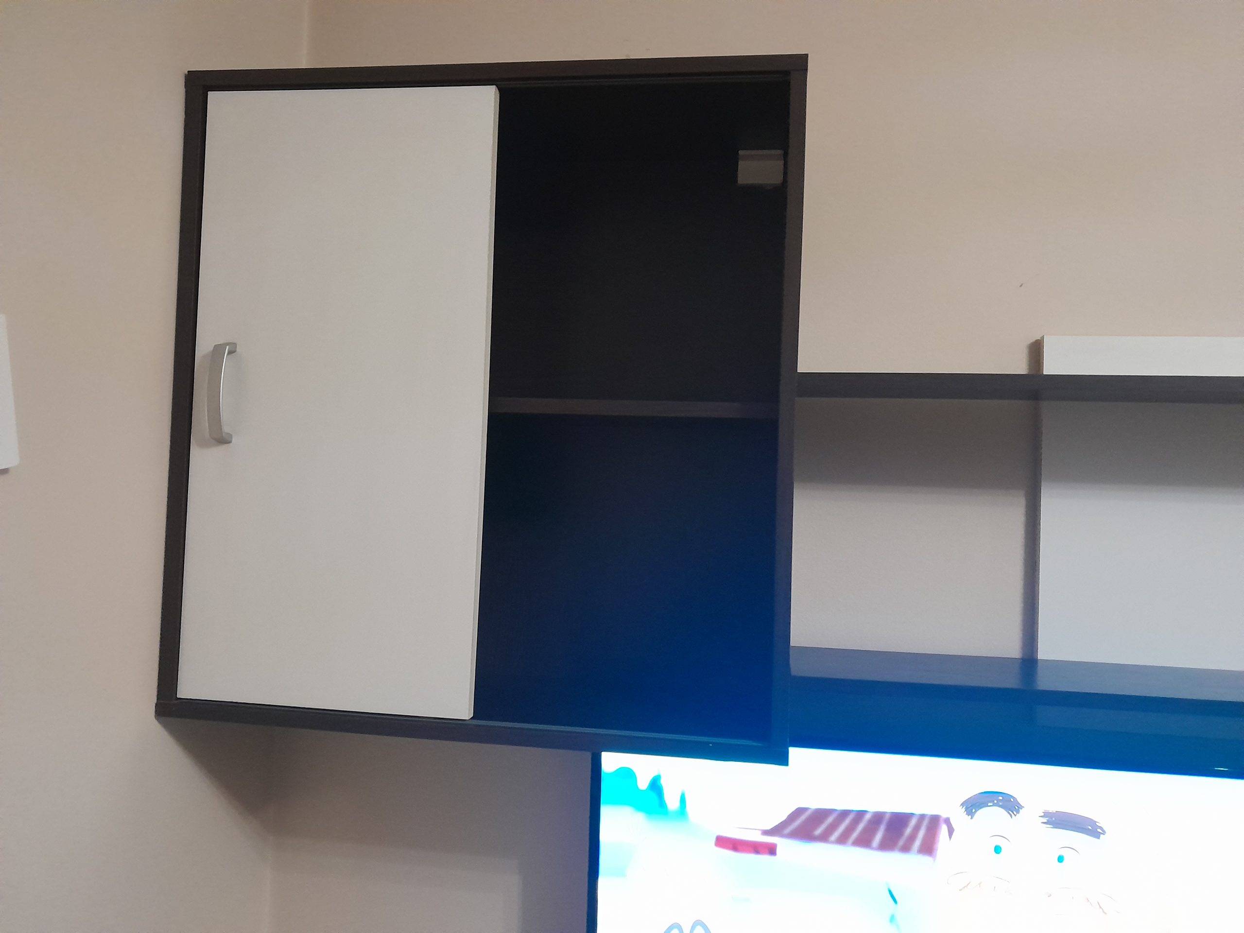 Tv komoda i klub sto