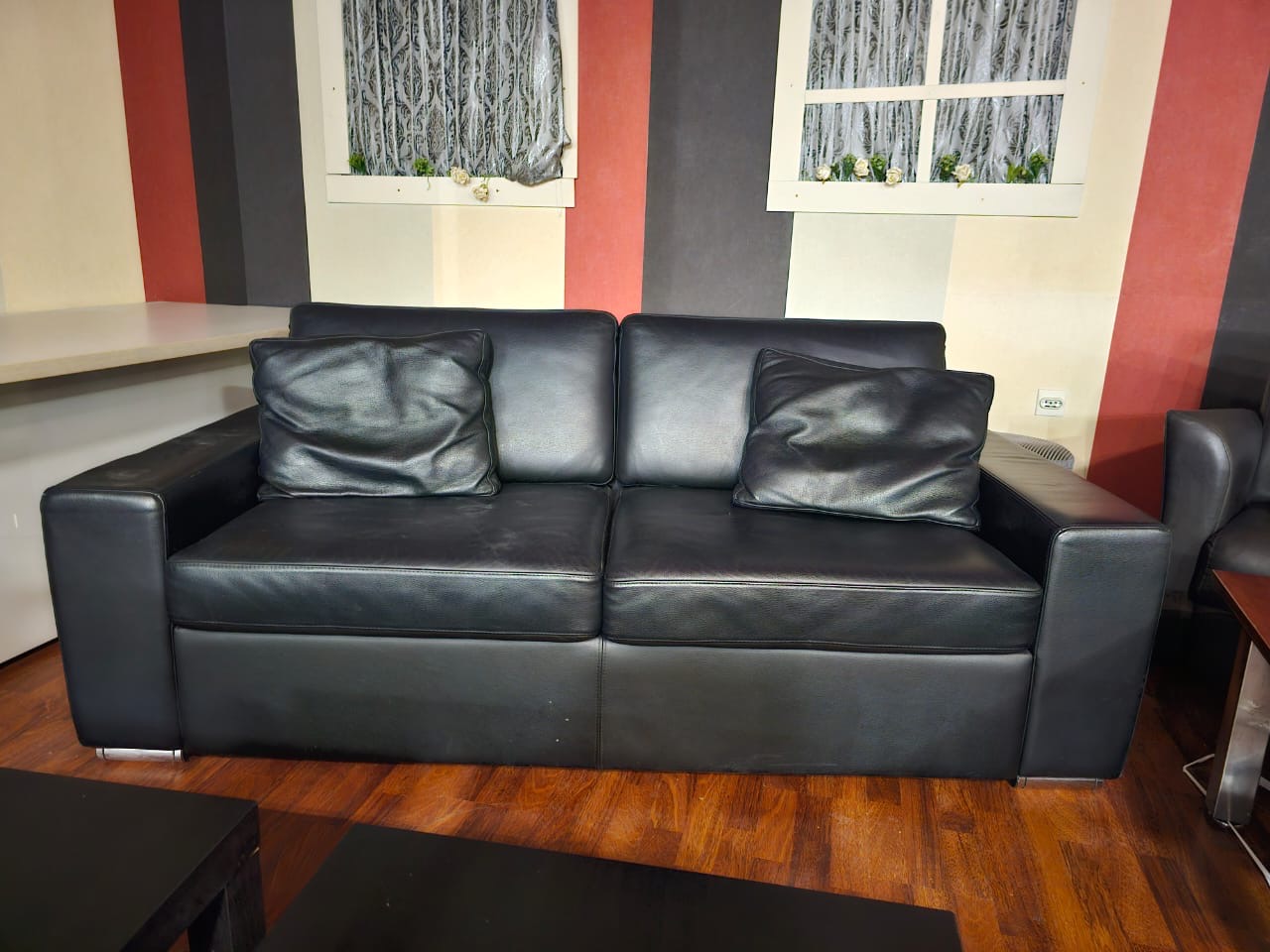 Očuvano (Koža) fotelje rotirać