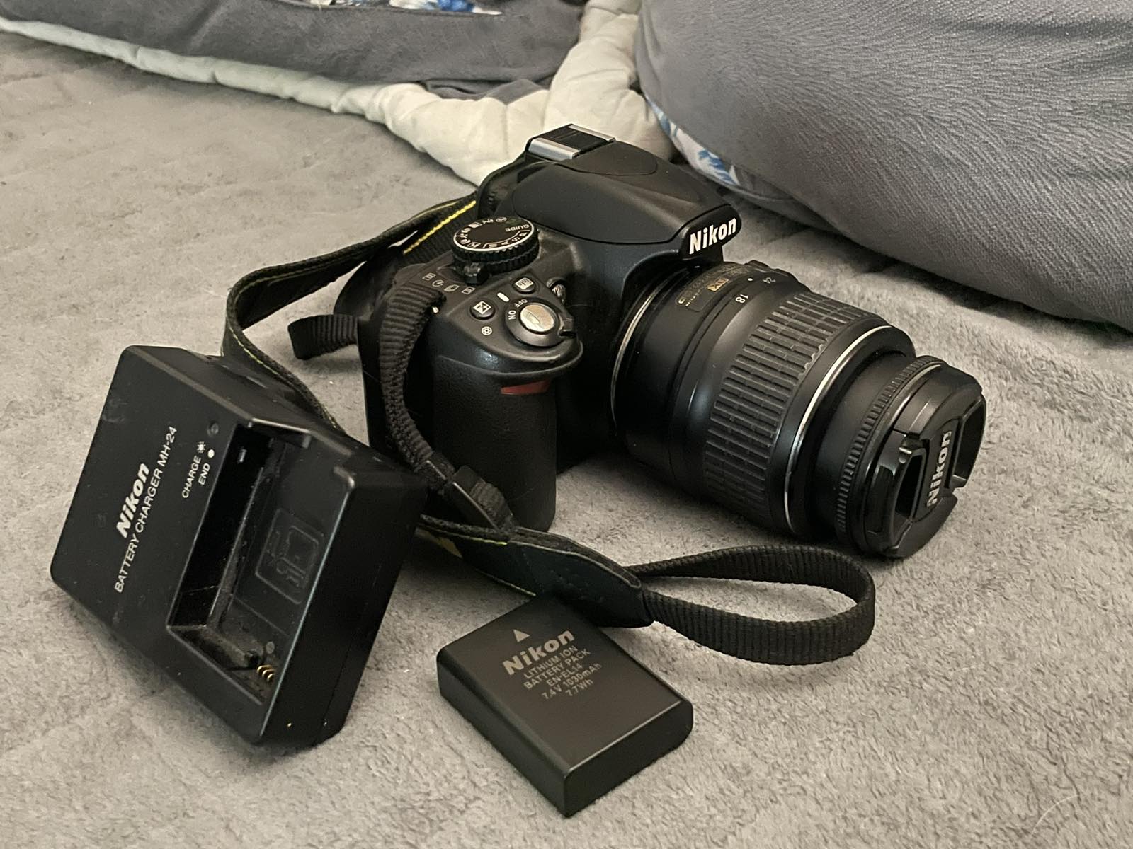 Prodajem fotoaparat NikonD3100