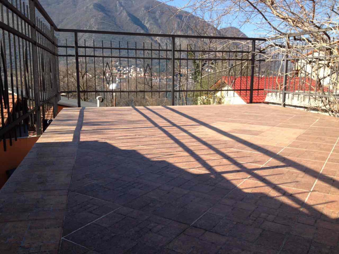 Na prodaju nameštena kuća 51m2