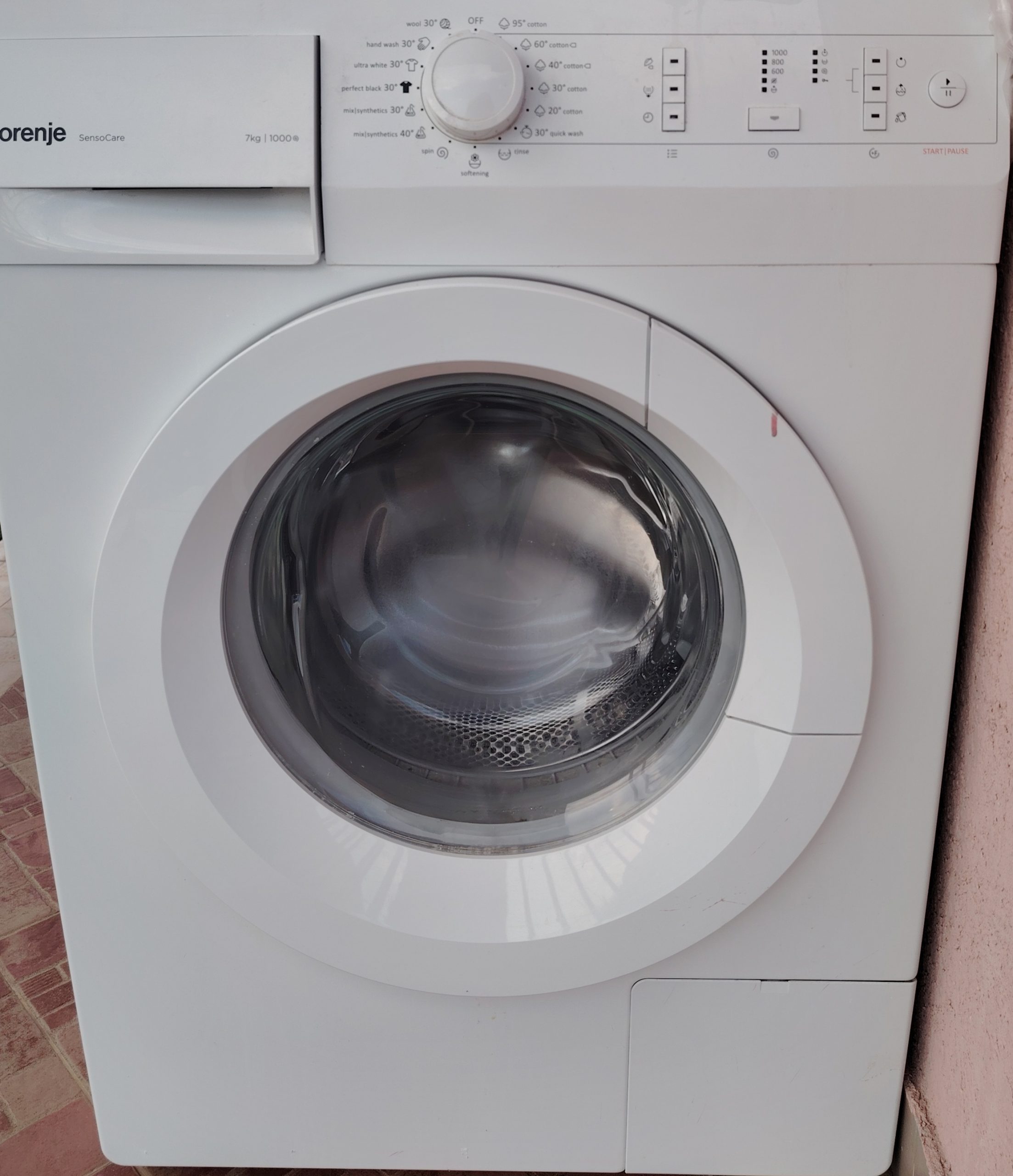 Prodajem ves masinu Gorenje