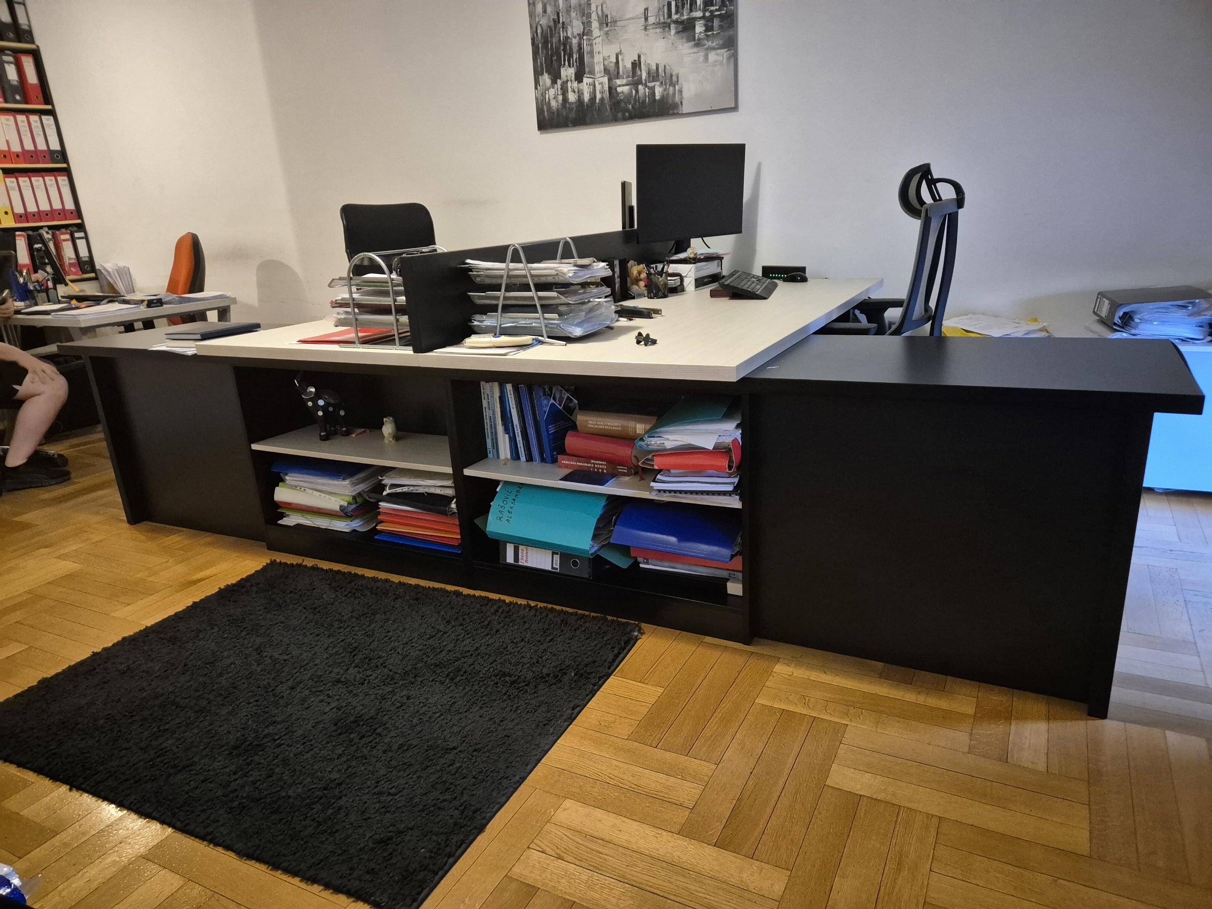 POVOLJNO – kancel. namještaj