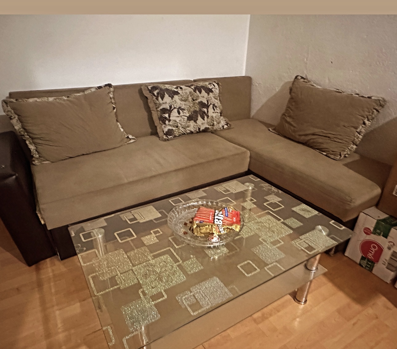 Garnitura komoda i sto