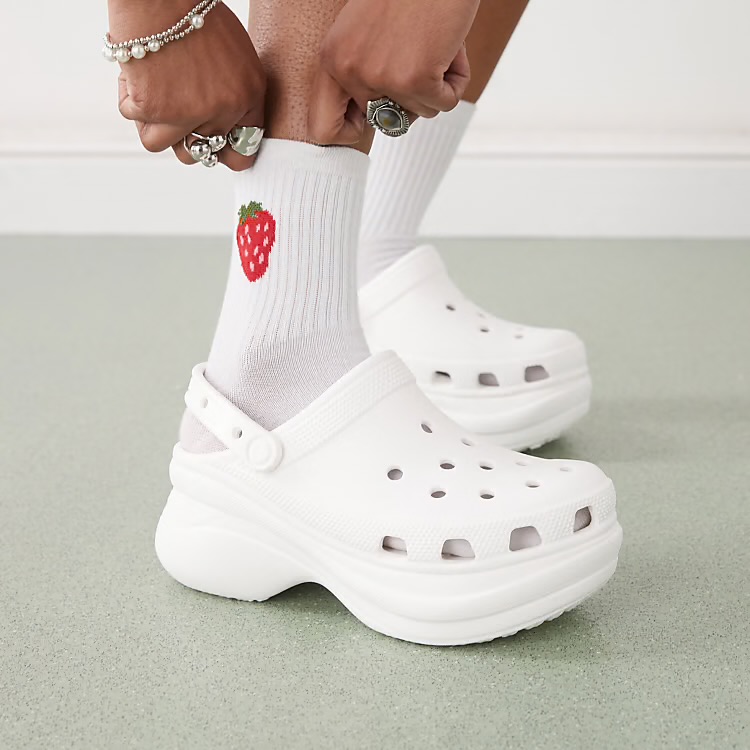 *** CROCS BAE ***